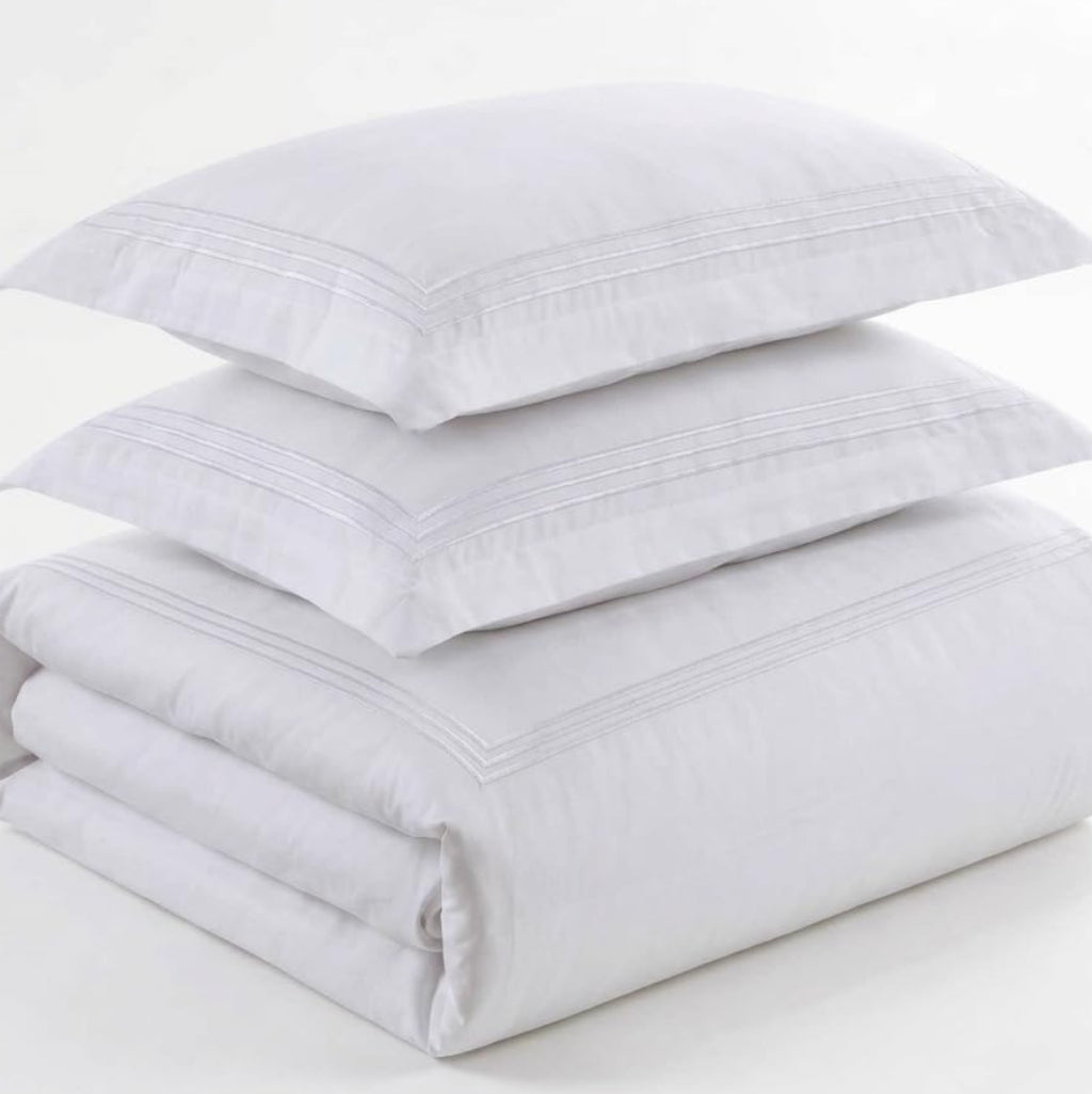 Dluxe Ave. ( FULL/ QUEEN ) 3pc Percale Royal {Duvet Cover} Set/ White
