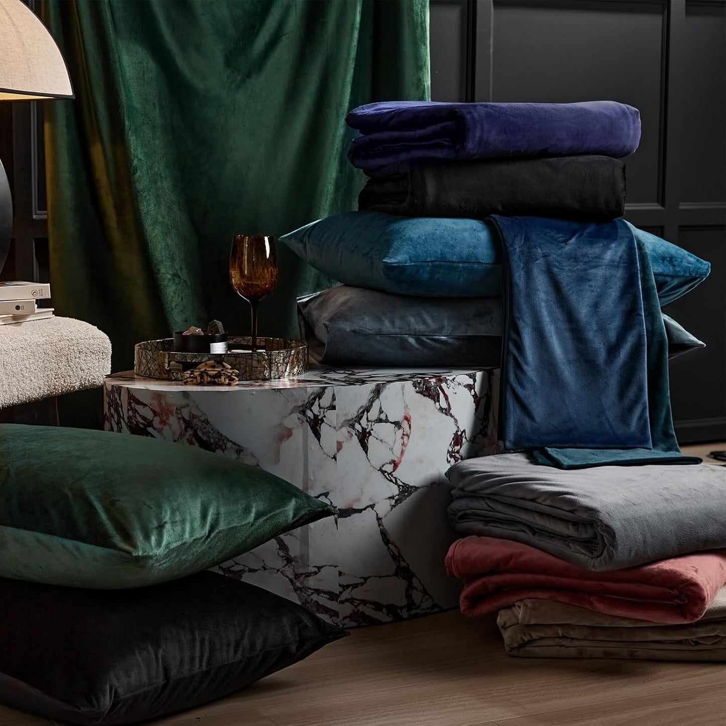 Dluxe Ave. ( QUEEN ) 3 Pcs Emerald Green Velvet {Duvet Cover} Bedding, Ultra Soft Luxury Textured, Modern Crystal Velvet