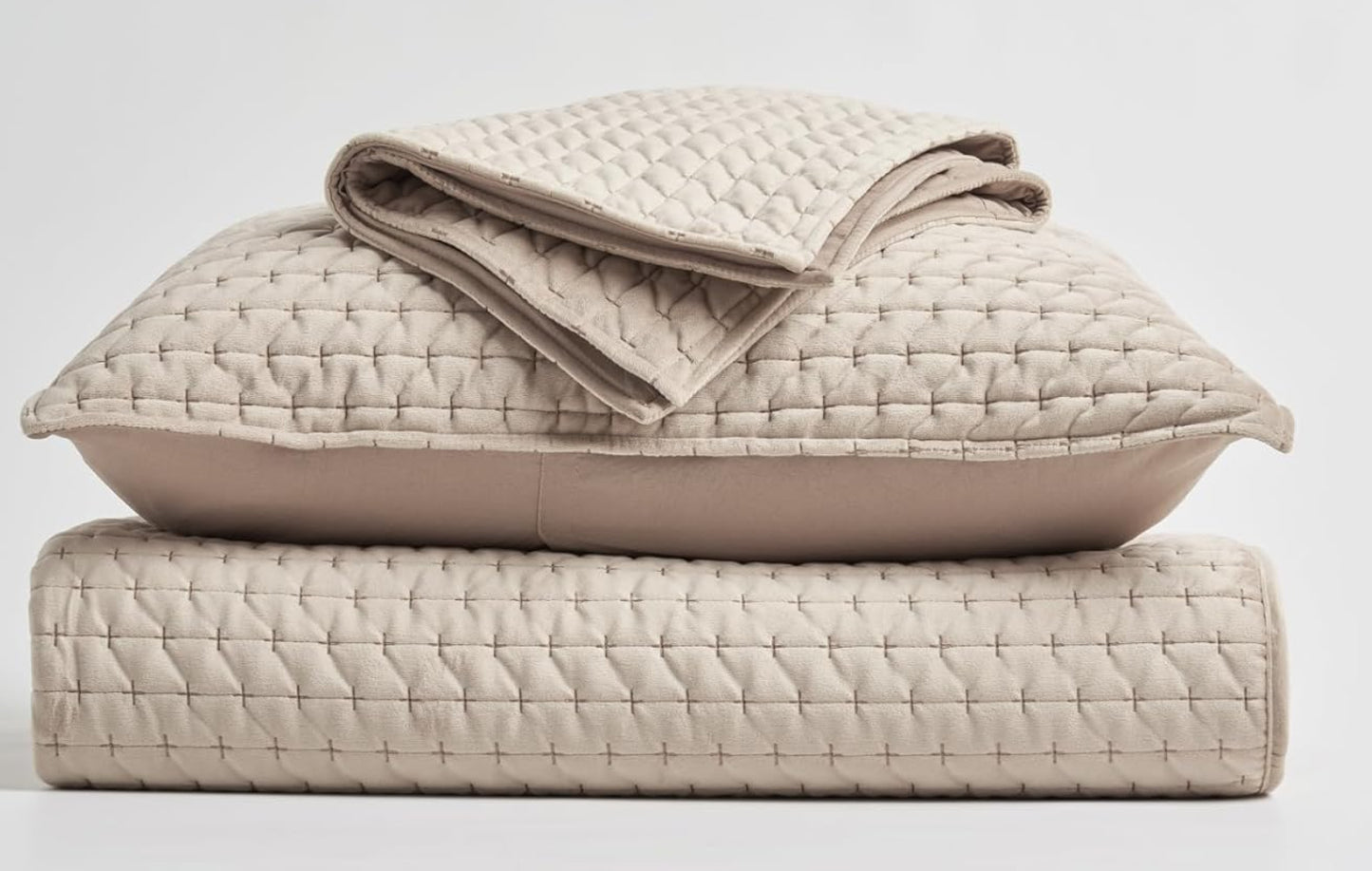 Dluxe. Ave. ( KING ) Luxury 3 Piece Soft comforter Set/ for All Seasons / Camel