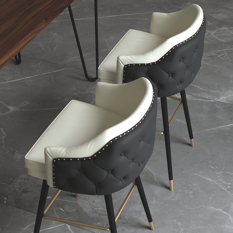 Bar stool