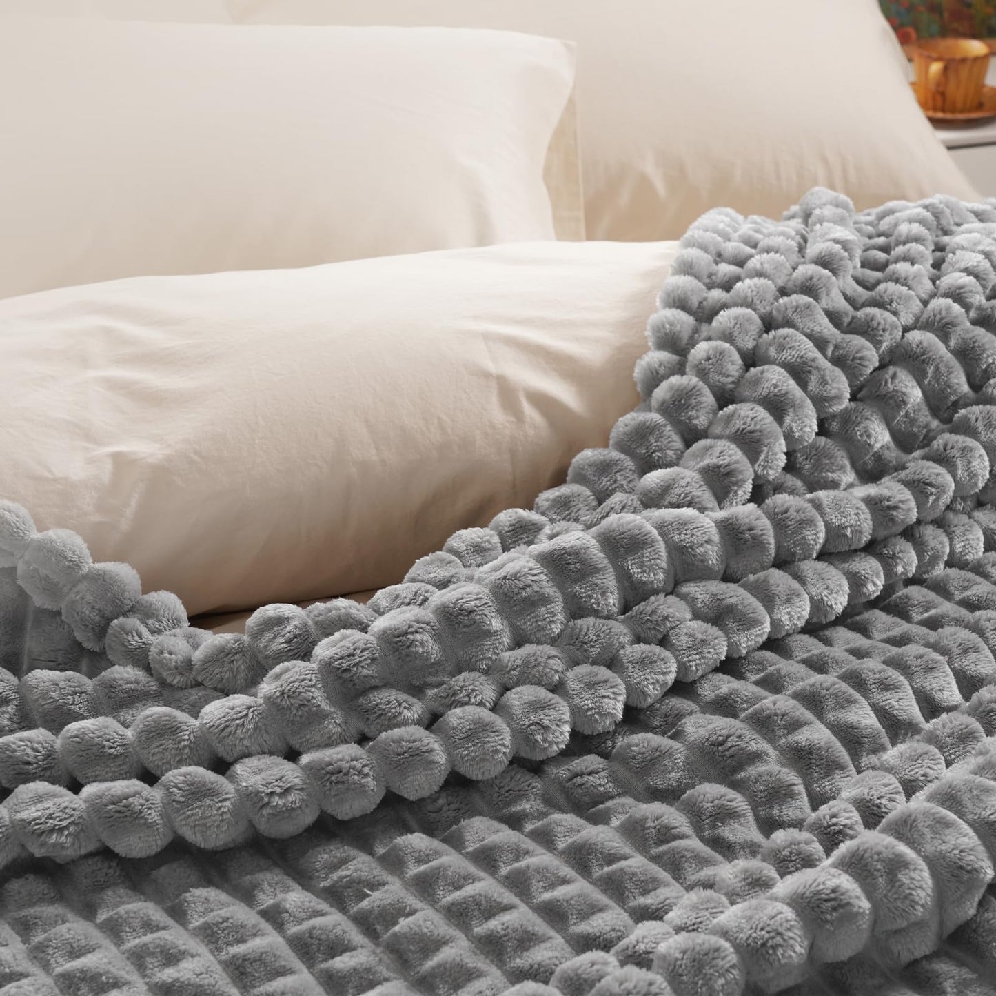 Dluxe Ave. ( QUEEN ) 3D Clipped Fleece Blanket, 380GSM Super Soft, ( Grey) 90"x90"