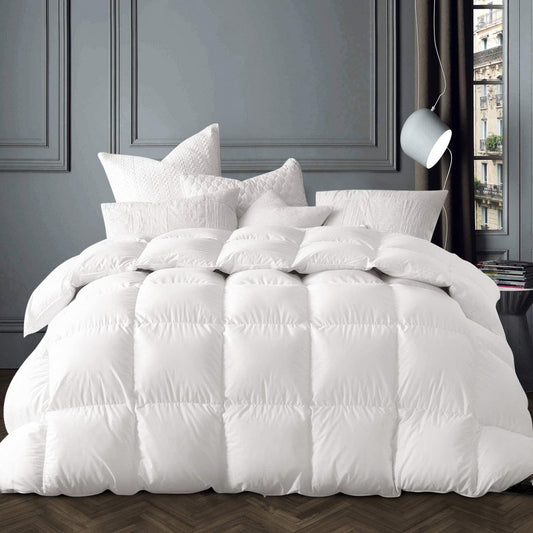 Dluxe Ave. ( KING ) Winter White Goose Down Comforter, Down Duvet Insert 800 Fill Power 400 Thread Count, Ultra Soft Noiseless Shell with Corner Tabs/ White