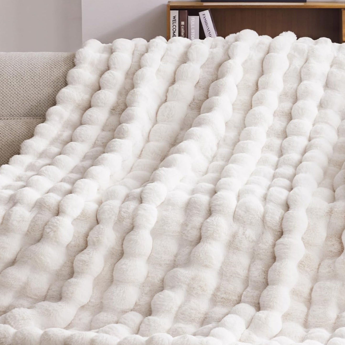 Dluxe Ave. ( THROW )Faux Fur Throw Blanket, Fluffy Soft, Cozy Plush Warm and Thick Rabbit Blanket/ (Cream White) 50x60