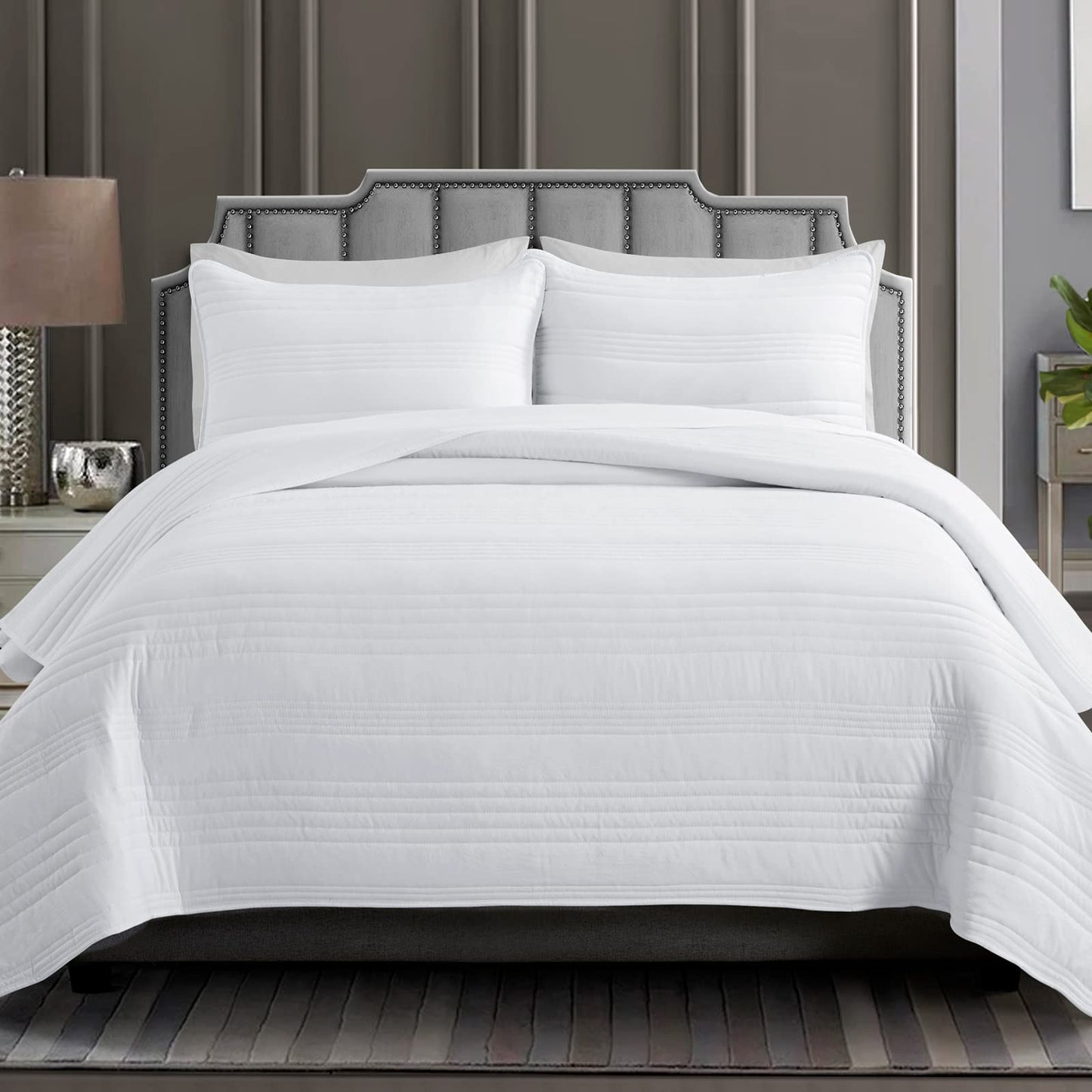 Dluxe Ave. ( CALI./ KING ) 3 Pcs Quilt Bedding Set/ Summer Soft Lightweight/ White Stripe