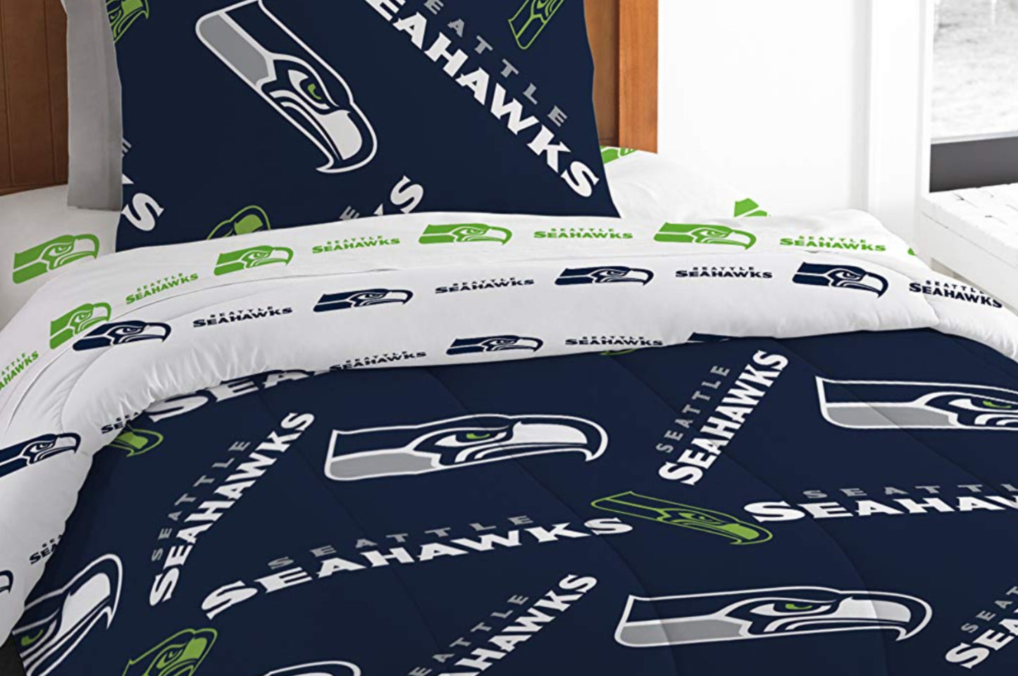 Dluxe Ave. ( TWIN ) NFL  4 Pcs Comforter Set