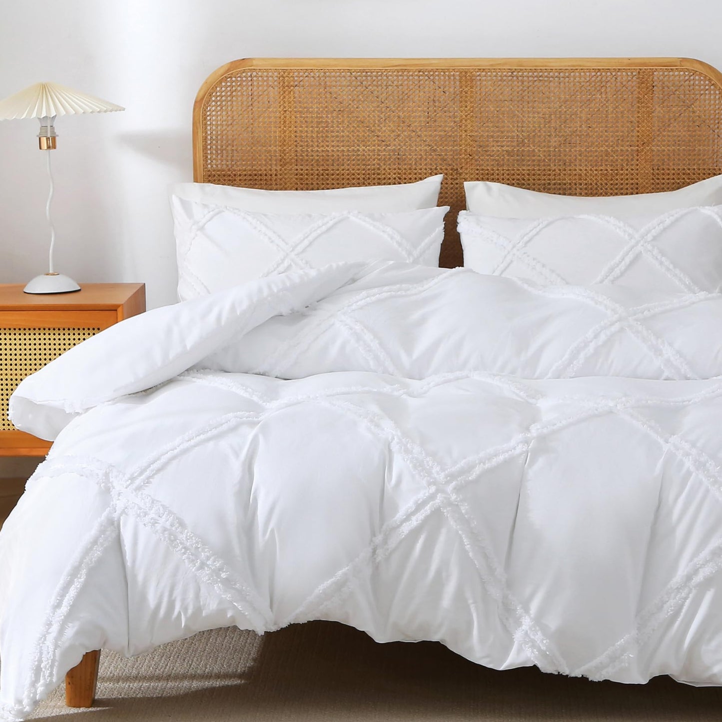 Dluxe Ave. ( QUEEN ) 3 Pcs Boho {Duvet Cover}, Tufted Comforter, Geometric Textured / White