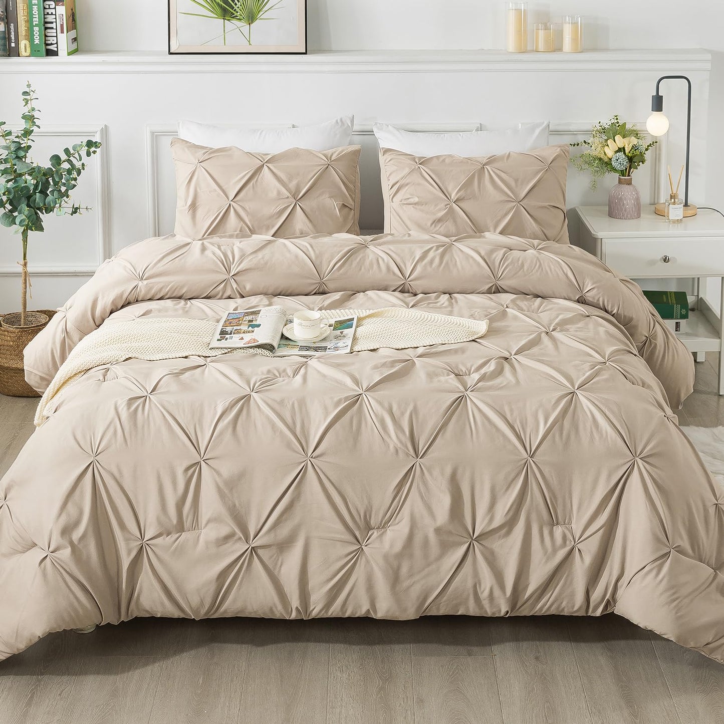 Dluxe Ave. ( FULL ) 3 Pcs Pinch Pleat Comforter Set/ Microfiber Down/ All Season/ Khaki