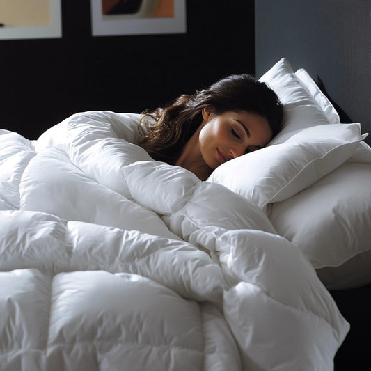 Dluxe Ave. ( CALI./ KING ) Goose Down Comforter Oversized, 100% Cotton Shell Quilt Ideal for Ideal for Summer & Winter750, Fill Power 80oz Fill Weight/  White