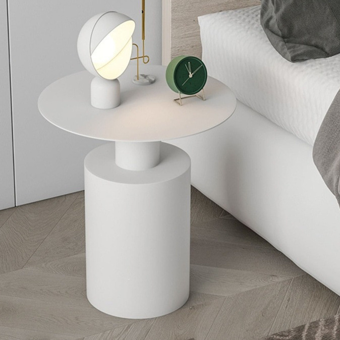 Minimalist Round Metal Side Table