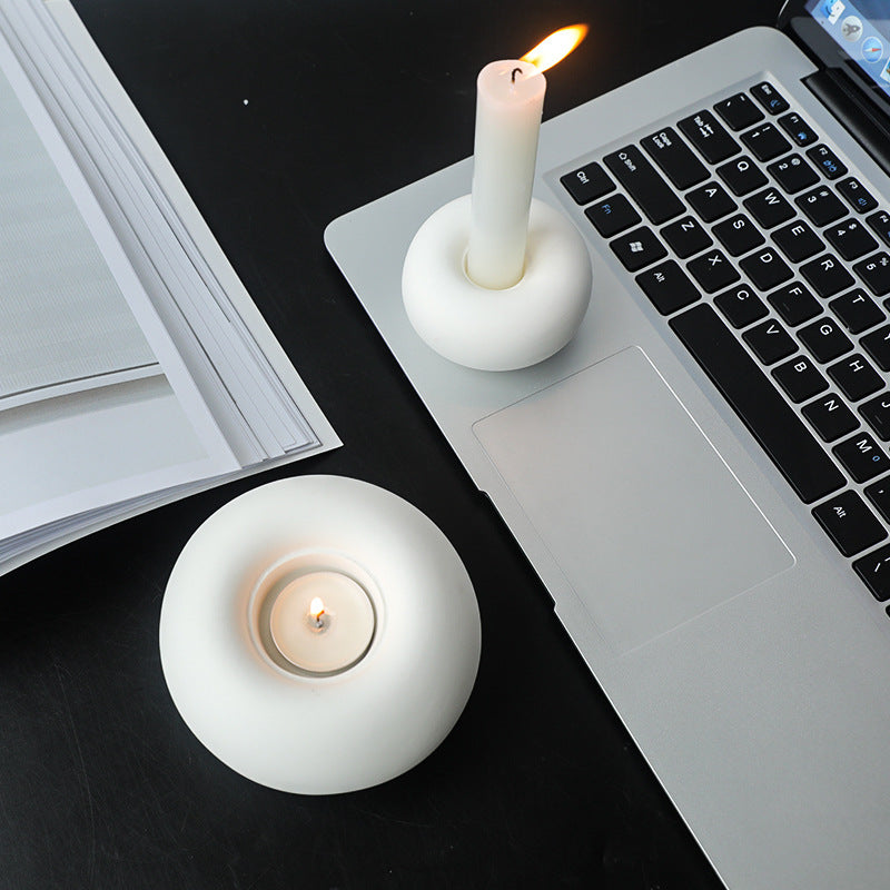 Ceramic candle holder