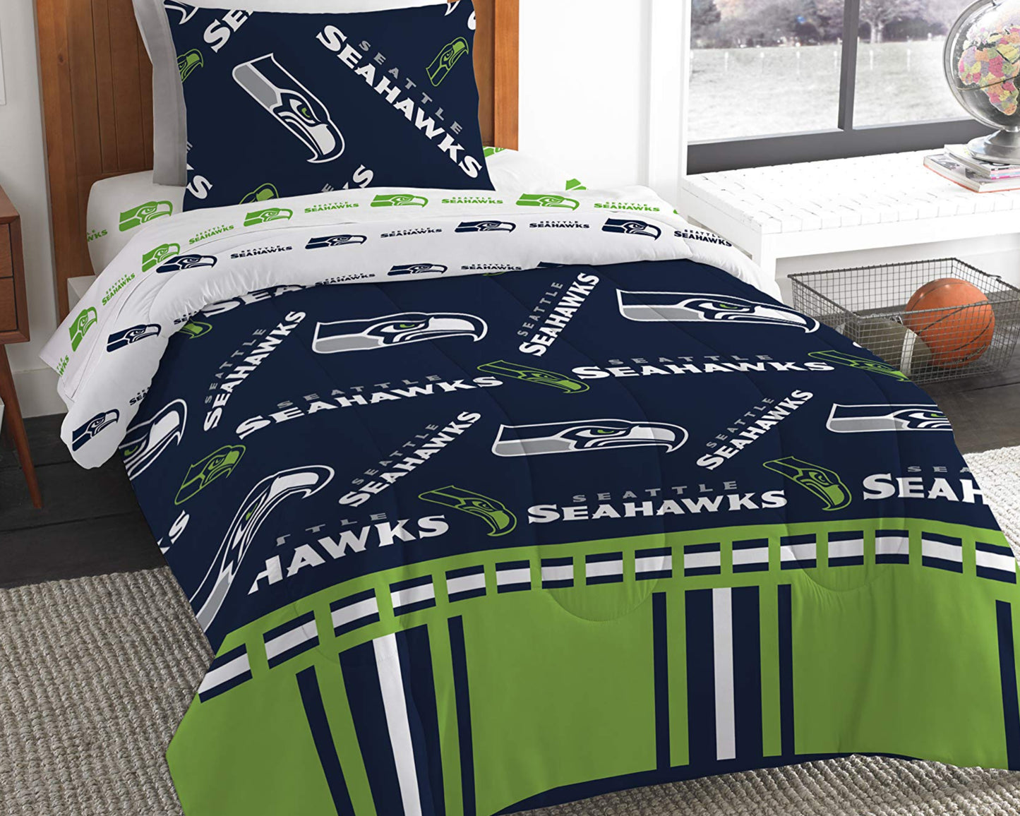 Dluxe Ave. ( TWIN ) NFL  4 Pcs Comforter Set