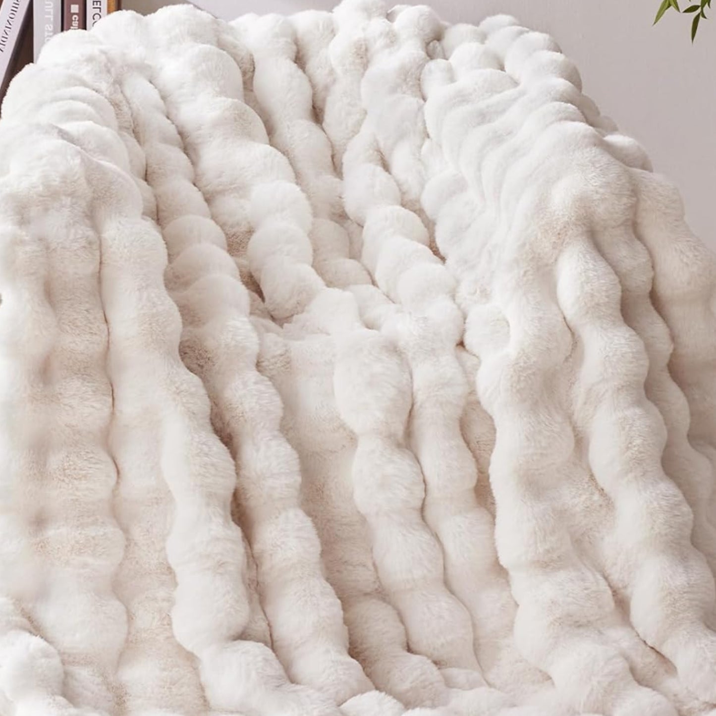Dluxe Ave. ( THROW )Faux Fur Throw Blanket, Fluffy Soft, Cozy Plush Warm and Thick Rabbit Blanket/ (Cream White) 50x60
