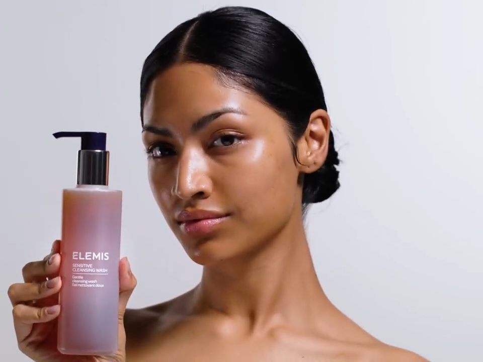 Dluxe Ave. ELEMIS Sensitive Cleansing Wash 6.76 Fl Oz