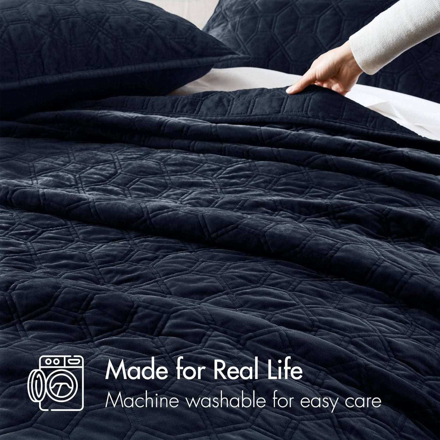 Dluxe Ave. ( FULL/ QUEEN ) 3 Pcs Quilt Set, Velvet Casual Geometric Stitching, All Season Lightweight, Navy 90x90