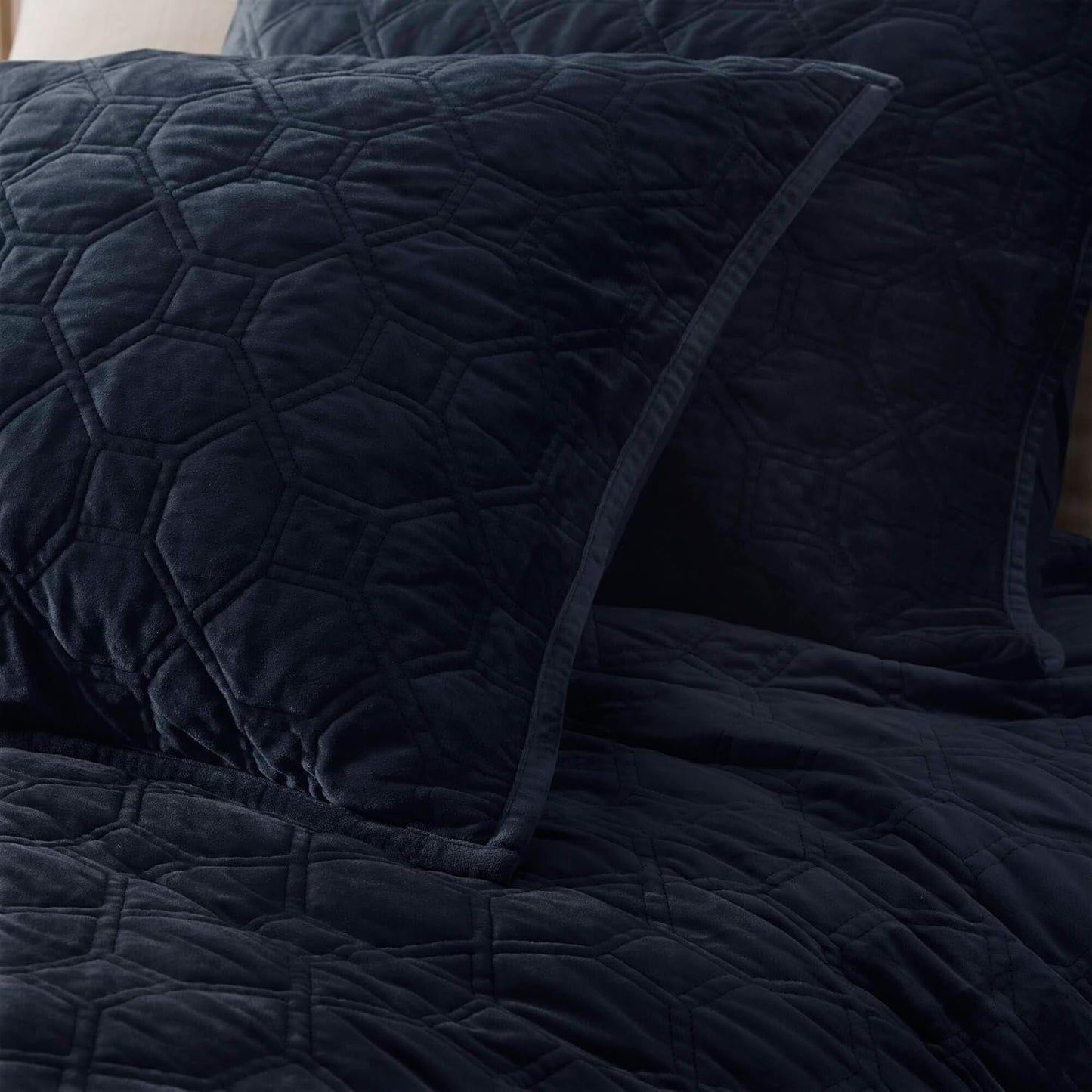 Dluxe Ave. ( FULL/ QUEEN ) 3 Pcs Quilt Set, Velvet Casual Geometric Stitching, All Season Lightweight, Navy 90x90