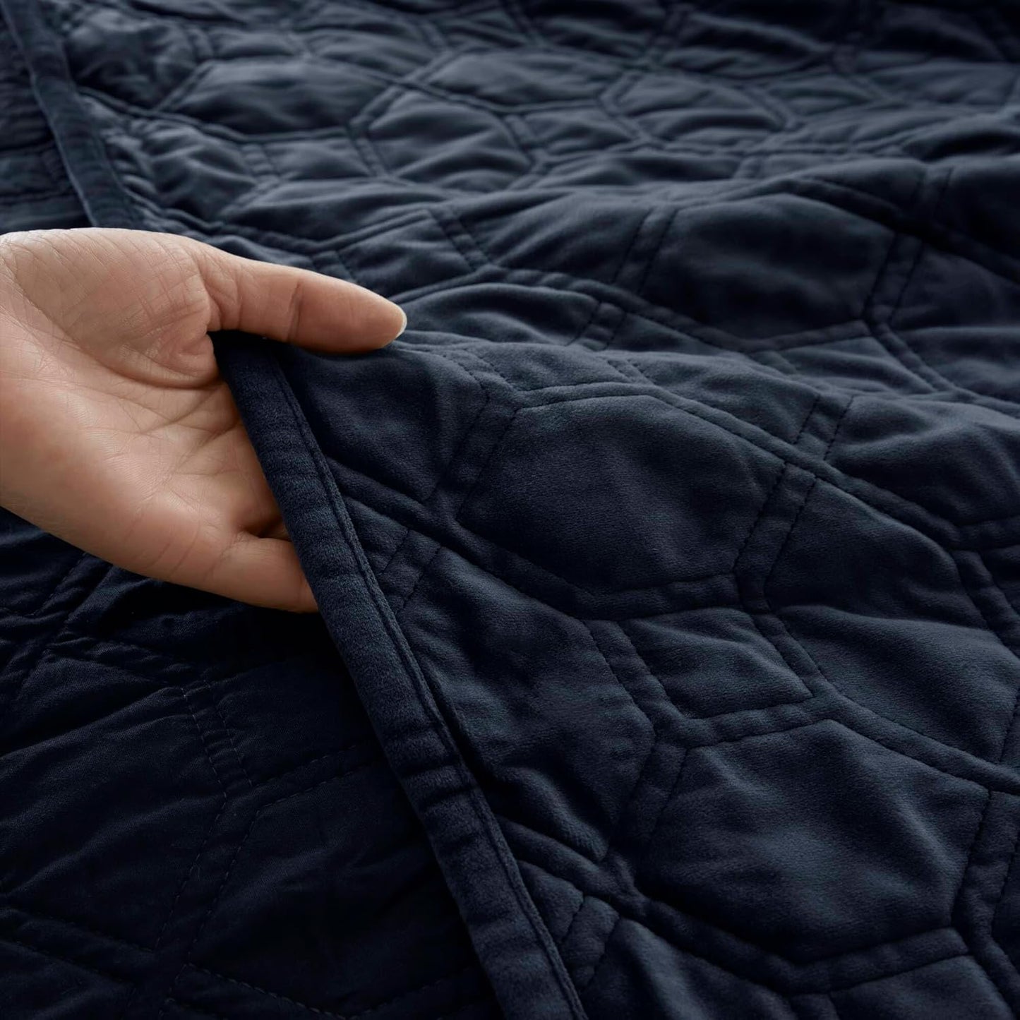 Dluxe Ave. ( FULL/ QUEEN ) 3 Pcs Quilt Set, Velvet Casual Geometric Stitching, All Season Lightweight, Navy 90x90