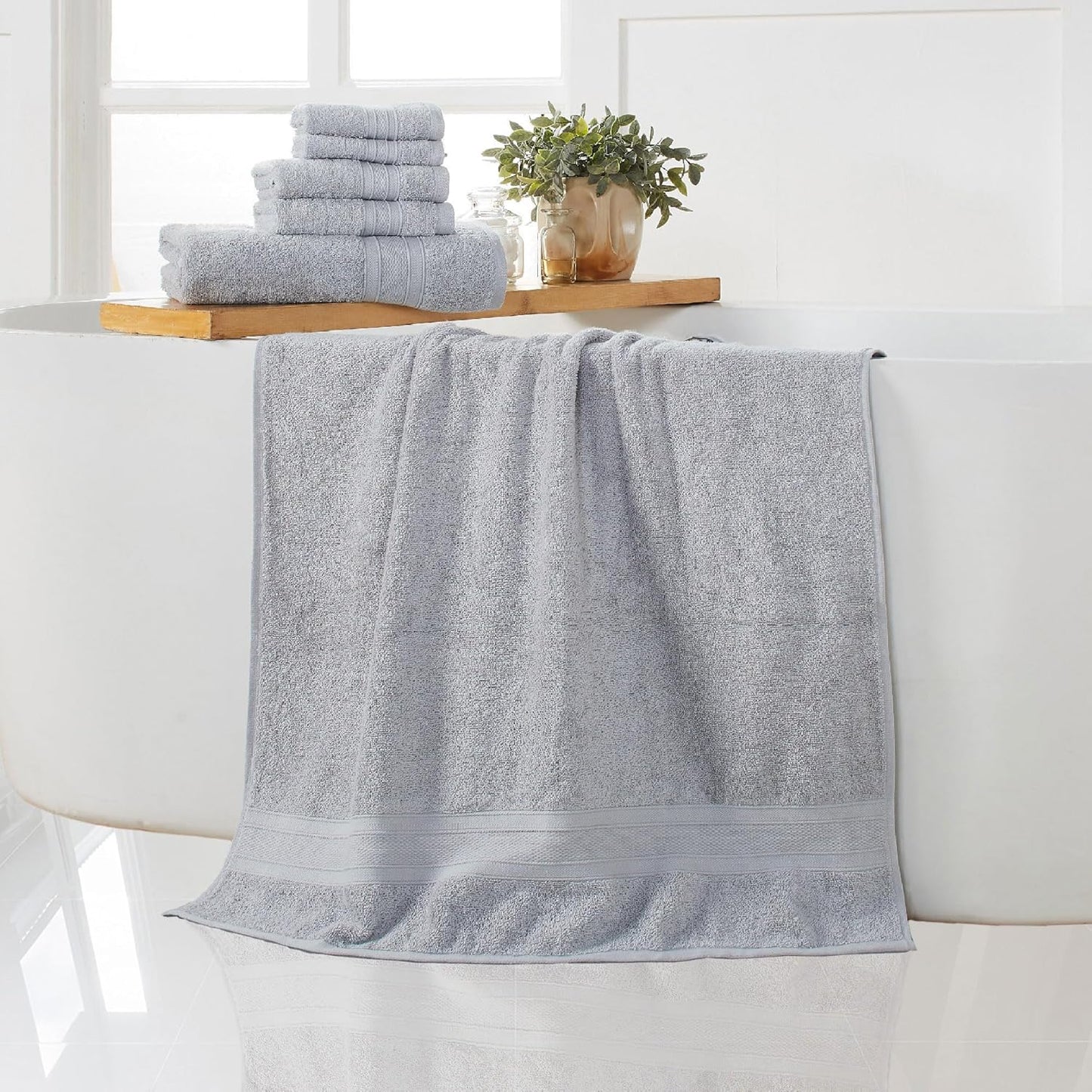 Dluxe Ave. TRIDENT Soft & Plush Luxury Towel Set 100% Cotton 2 Bath Towels 2 Hand Towels 2 Washcloths Highly Absorbent Towels for Bathroom 6 Pieces Silverish Grey Towel Sets