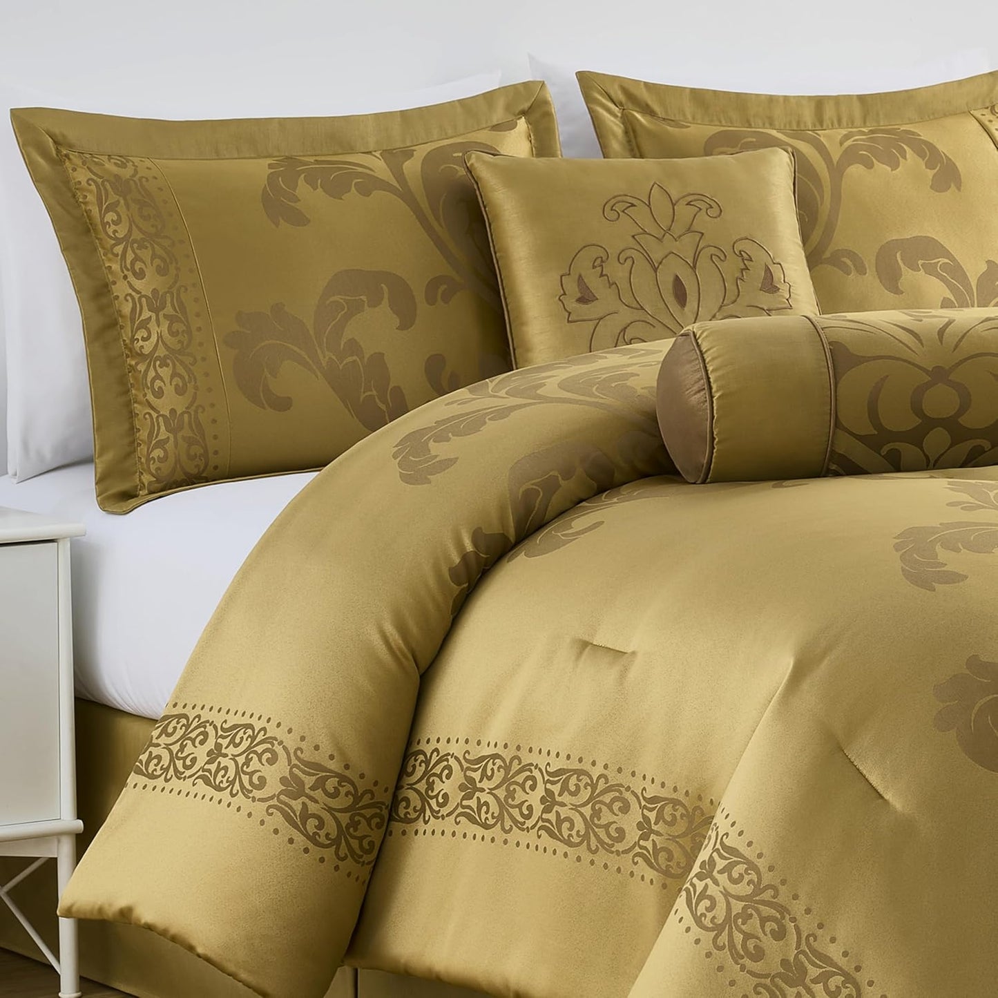 Out of Stock Dluxe Ave. ( FULL) 7-Piece Jacquard Floral Comforter Set / Gold