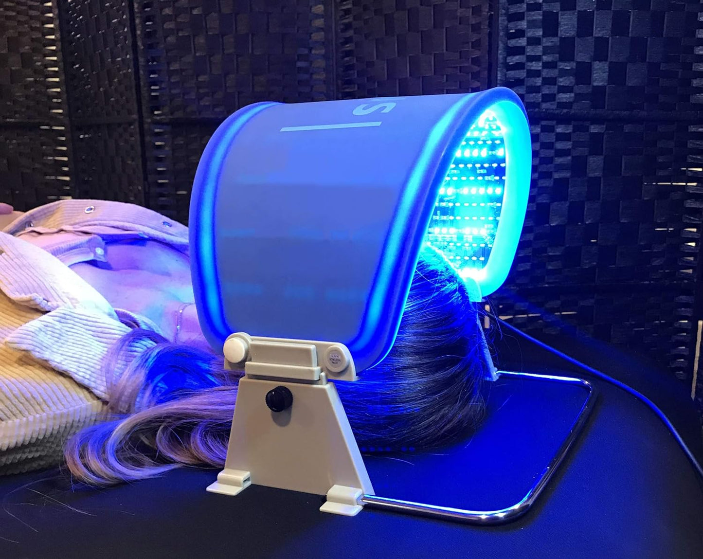 Dluxe Ave.  3 Color LED Photon Light Therapy Face Body Beauty