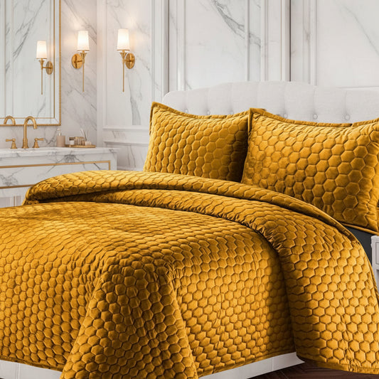 Dluxe Ave. (QUEEN) 3 Pcs Velvet Quilt Set, Three-Piece Stitch Bedding, Velvet/ Gold