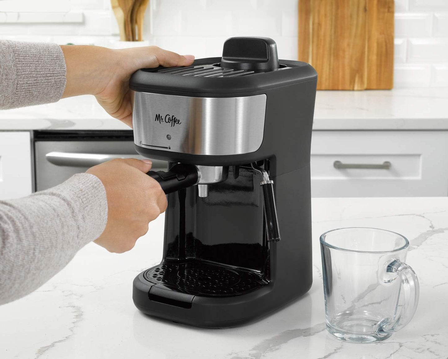 Dluxe Ave. Espresso and Cappuccino Machine/ Black