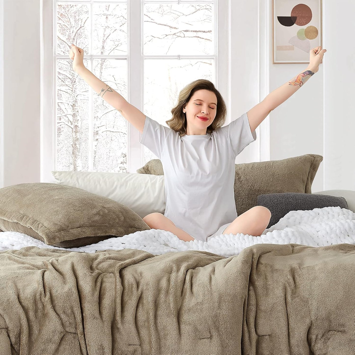 Dluxe Ave. ( QUEEN) 3 Pcs Oversized  Comforter Set/ Winter Twig/ Beige