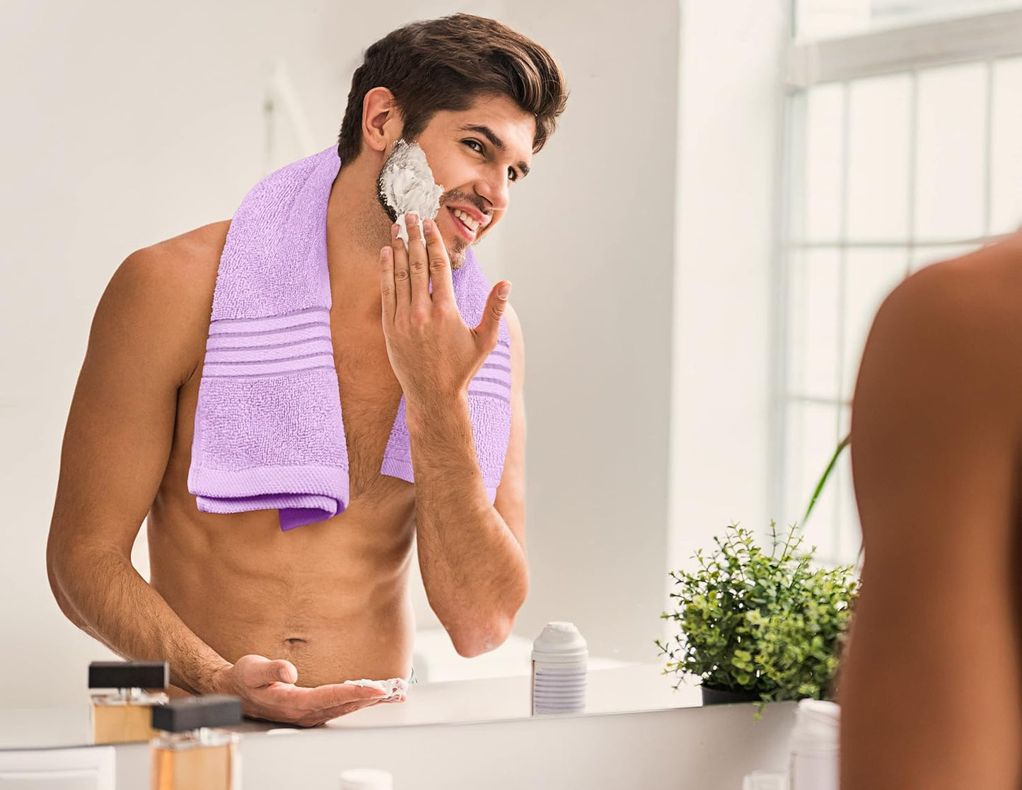 Dluxe Ave. Utopia Towels 8-Piece Premium Towel Set 2 Bath Towels 2 Hand Towels and 4 Wash Cloths 100% Ring Spun Cotton Highly Absorbent Towels for Bathroom Sports and Hotel (Lavender)