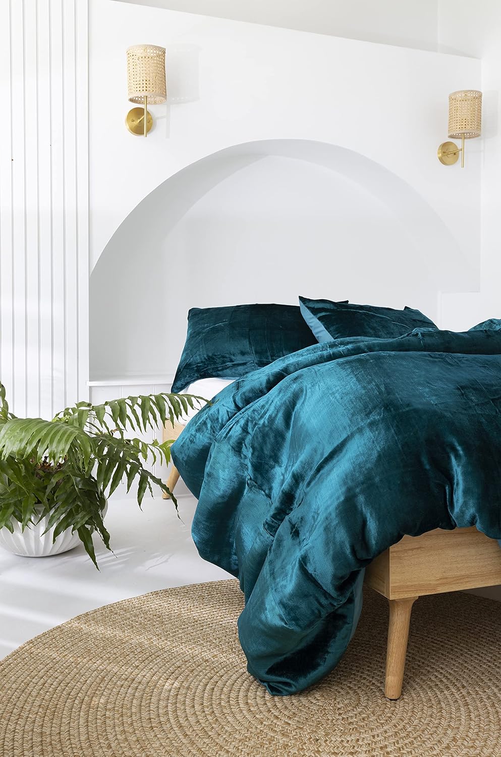 Dluxe Ave. ( TWIN) 3 Pcs Ultra Luxury Rayon Velvet Bedding, Boho Solid {Duvet Cover} UO Comforter Cover, Teal Blue  68"x90"