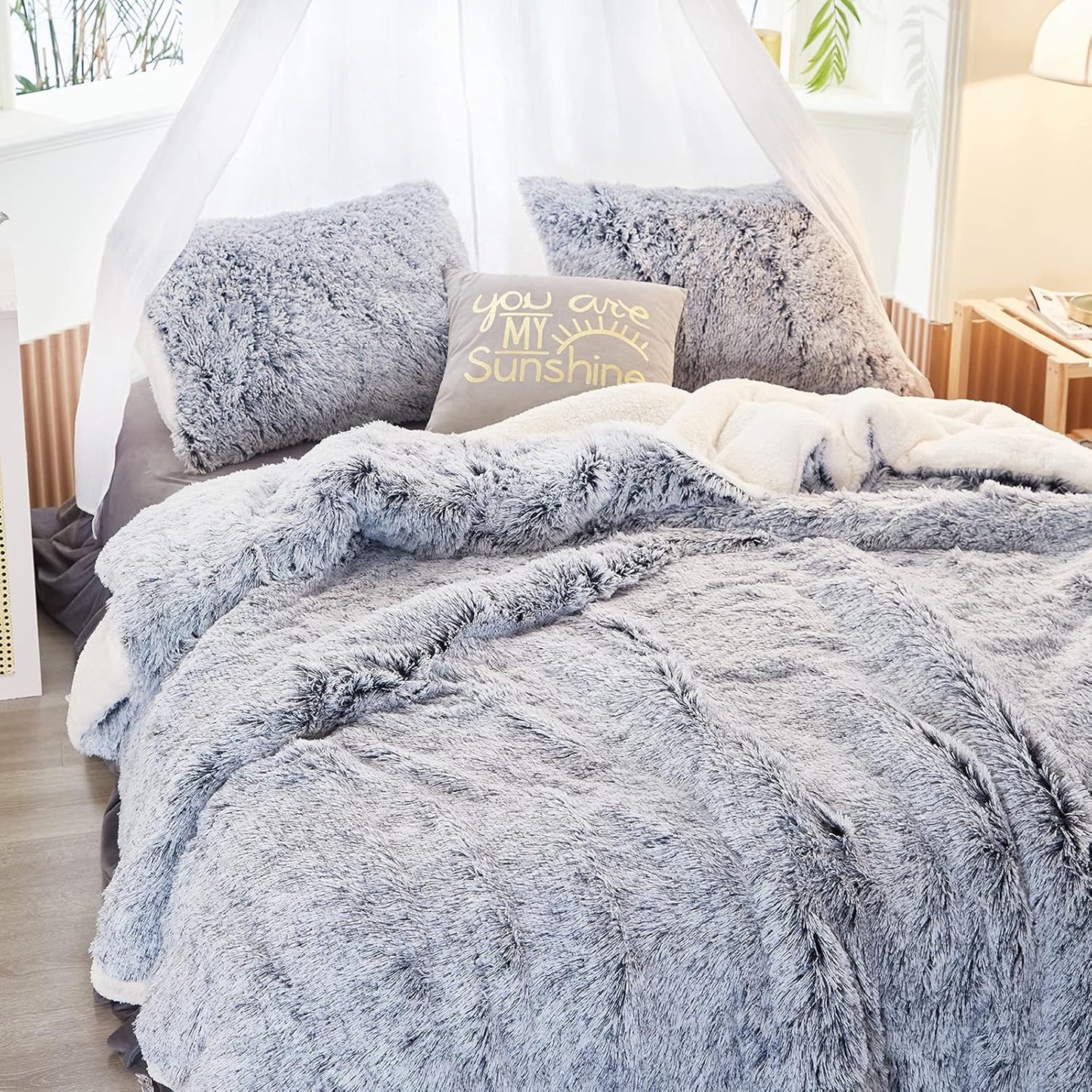 Dluxe Ave. ( KING ) 3 Pcs Luxury Faux Fur Shaggy Comforter Set/ Plush & Sherpa Reversible/ Grey with White