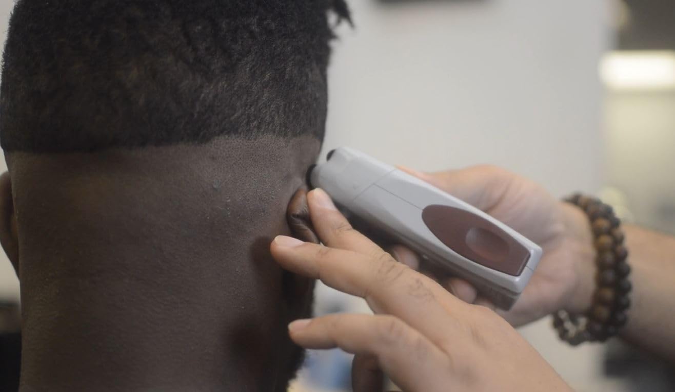 Dluxe Ave. Finishing Combo T-Outliner Trimmer & Shaver