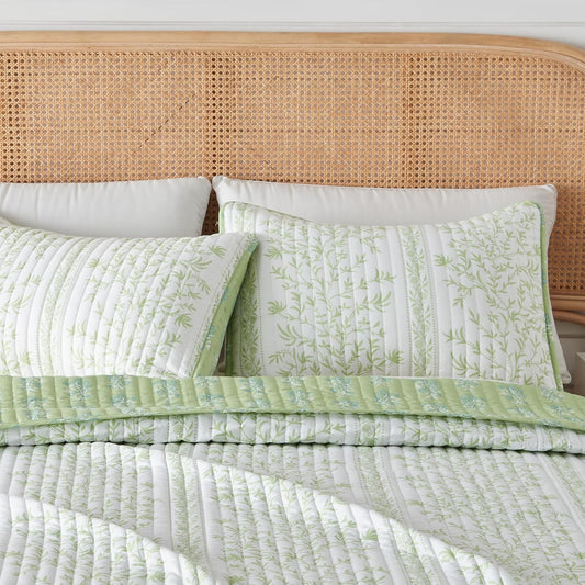 Dluxe Ave. ( TWIN/ XL ) 3 Pcs Floral Quilt Set, with Shams/ Green