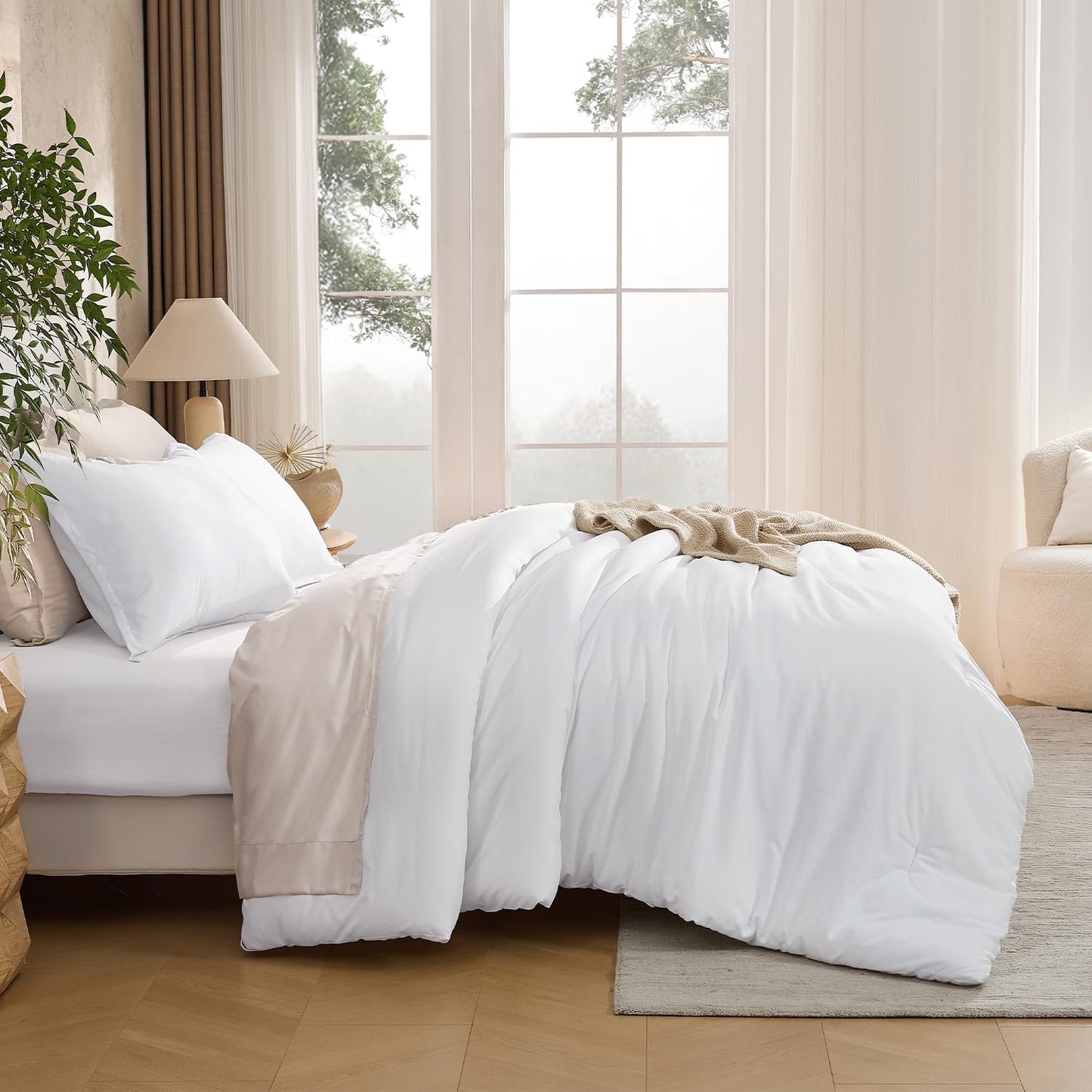 Dluxe Ave. ( QUEEN ) 3 Pcs Solid Bedding Comforter for All Season/ White