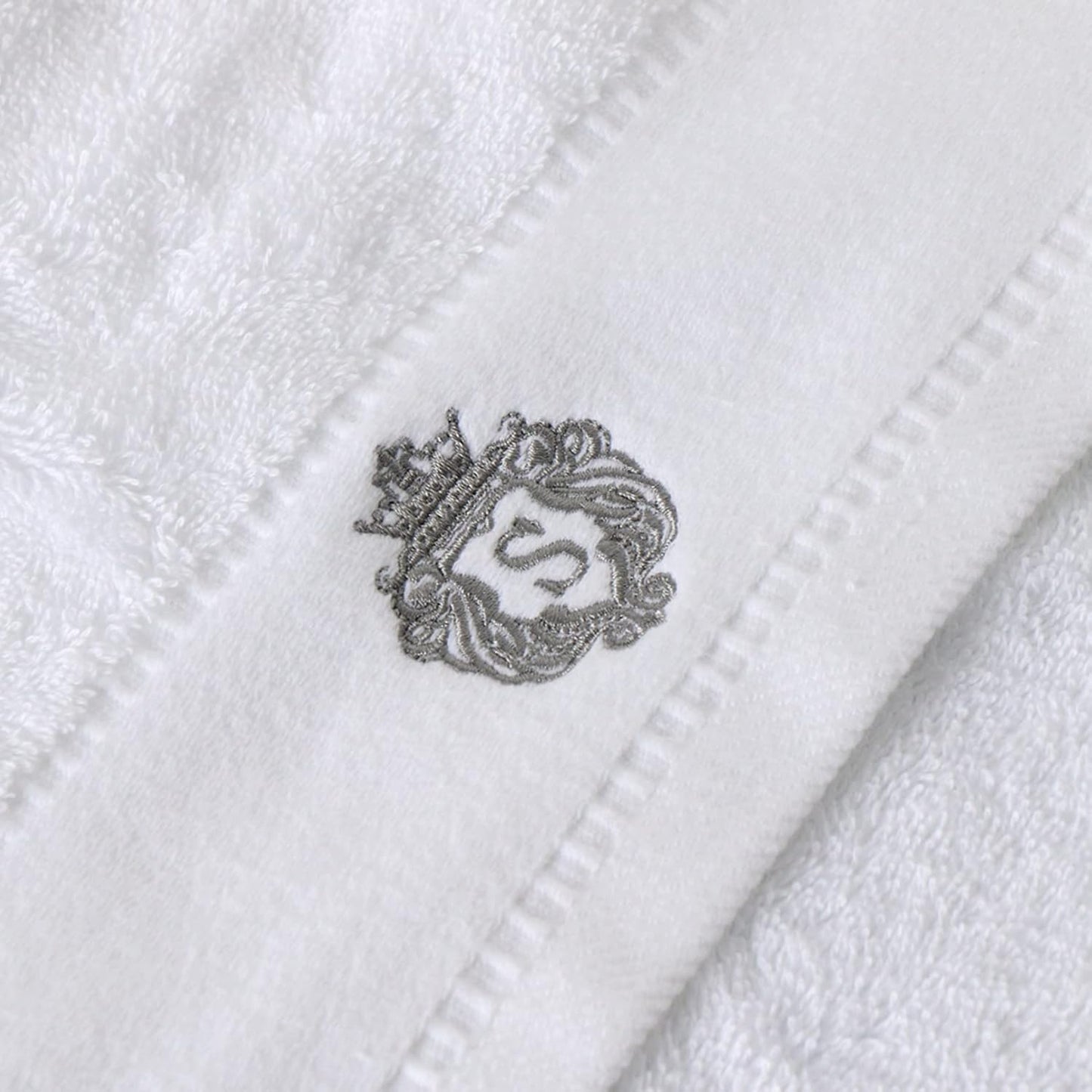Dluxe Ave. Luxury Bathroom Super Soft and Highly Absorbent Premium 100% Cotton Bath Towel Set for Gifts (White-S)
