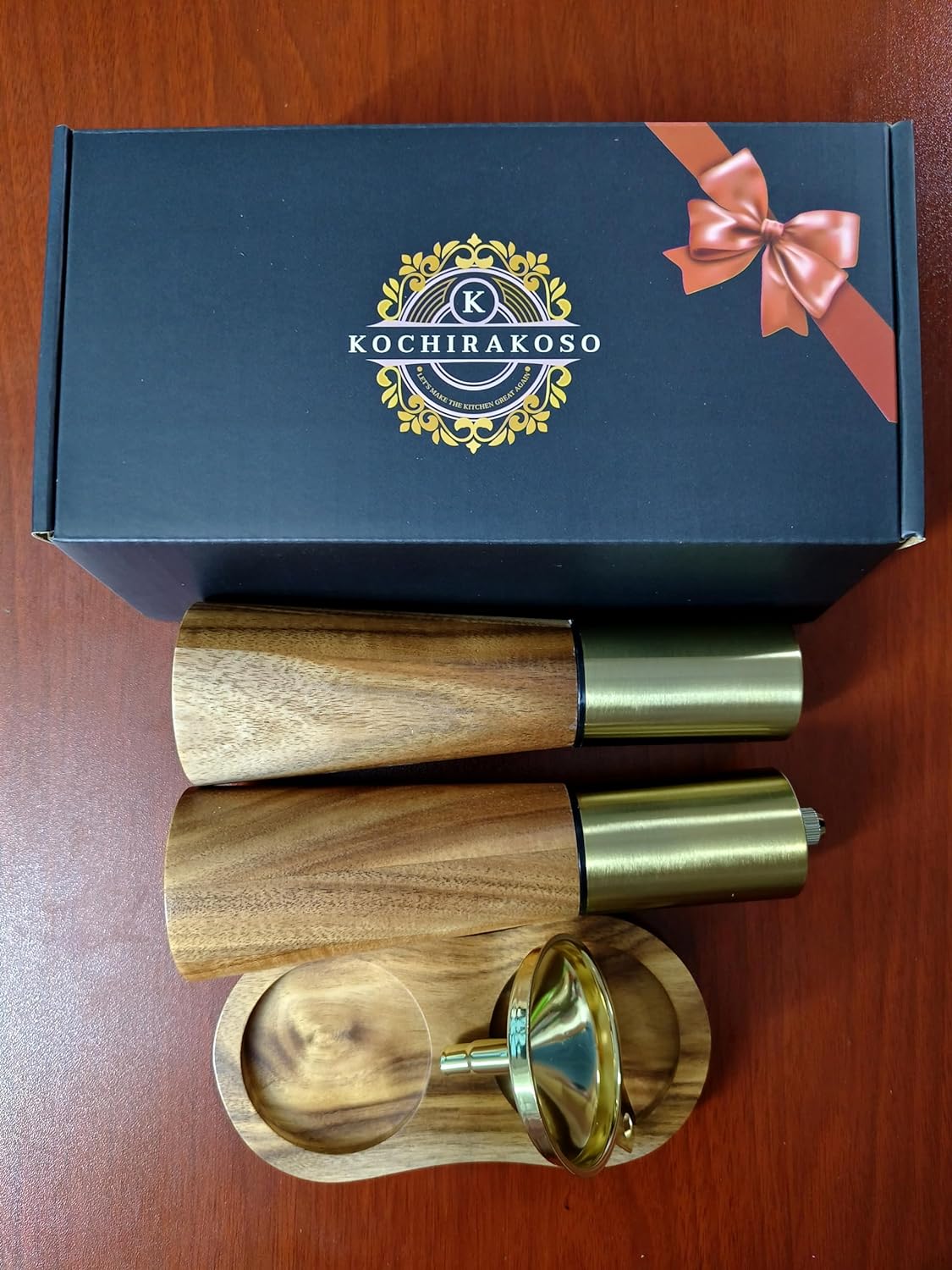 Dluxe Ave. KOCHIRAKOSO Gold Salt Shaker and Pepper Grinder SetStainless Steel Manual Salt Shaker and Pepper Mill