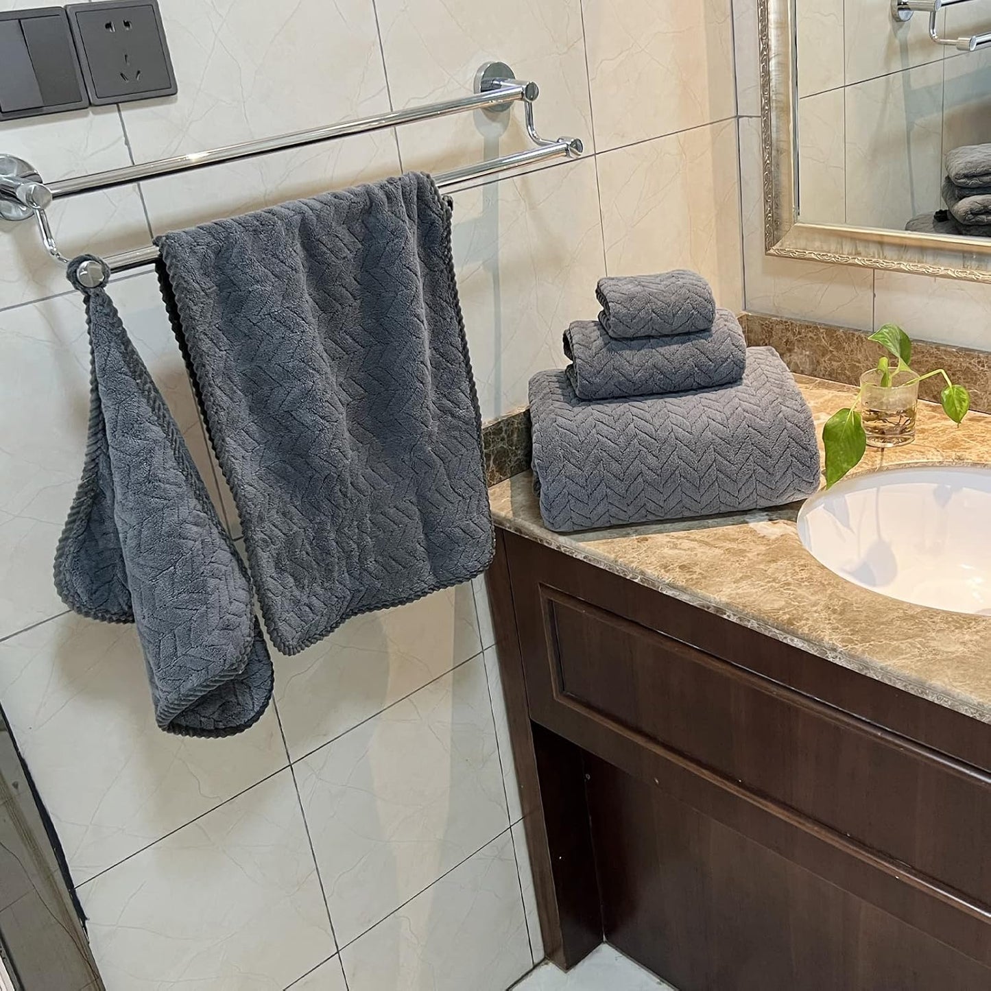 Dluxe Ave. YTYC Towels 39x78 Inch Oversized Bath Towels for  Extra Large Sets