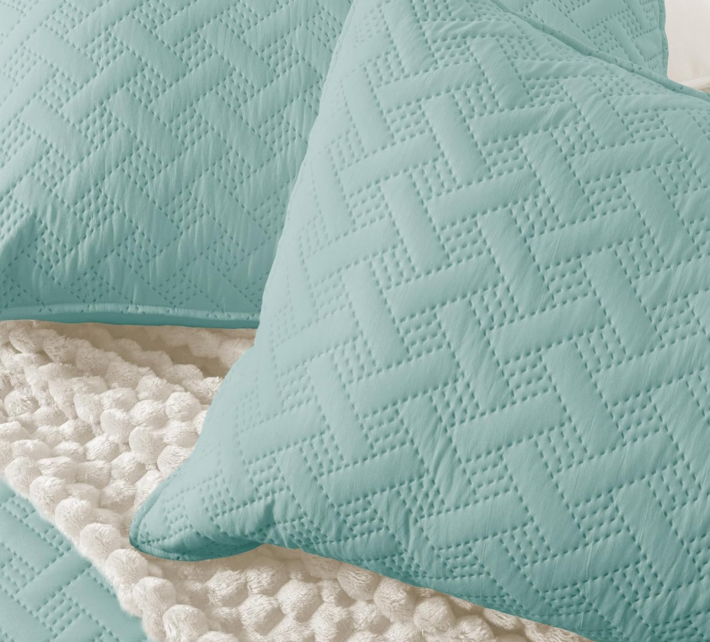 Dluxe Ave. ( FULL/ QUEEN )  3 Pieces Quilt  Bedding Set/ Aqua Green
