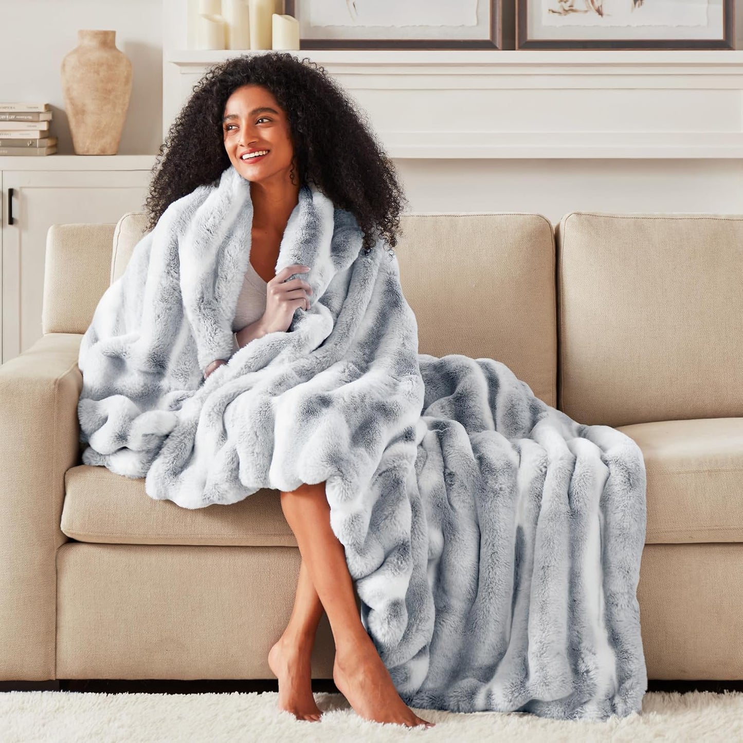 Dluxe Ave. ( TWIN ) Luxury Fluffy Faux Rabbit Fur Throw Blanket/  (Snow Lynx) 60"x80"