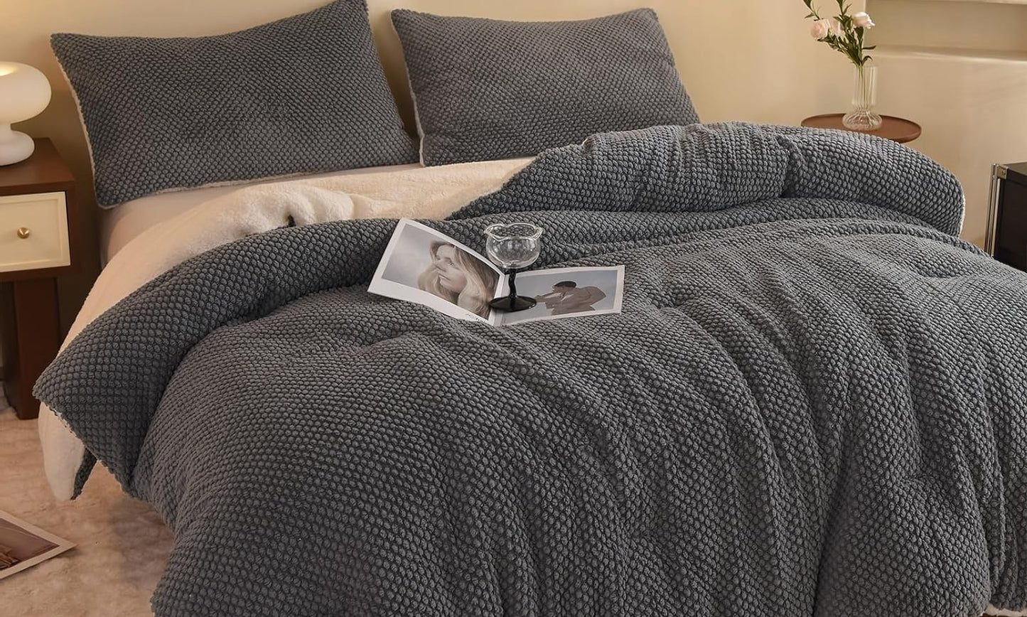 Dluxe Ave. ( KING ) 3 Pcs Jacquard Design Comforter Set, Ultra-Soft, Sherpa Fur Plush, Luxury Cozy Bedding, 104"x90" Grey