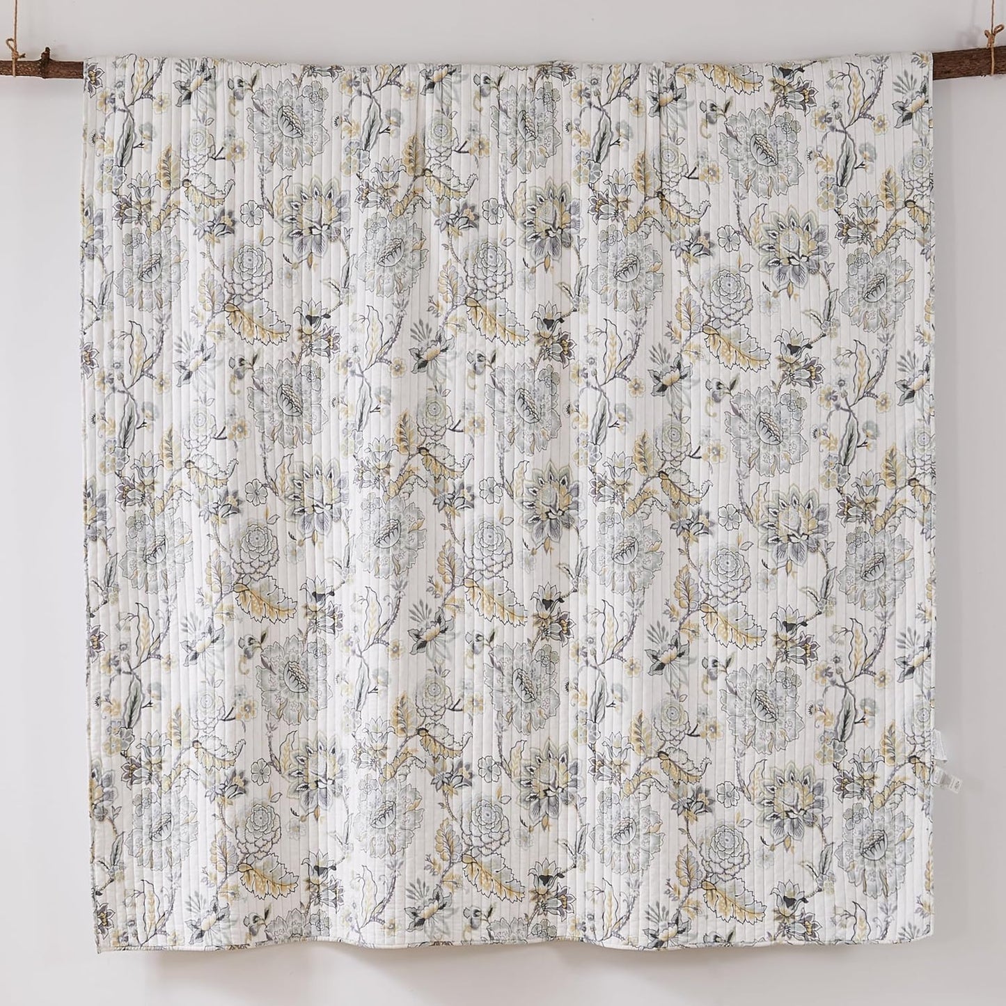 Dluxe Ave. ( TWIN ) 2 Pcs Ophelia Spa Quilt Set, Quilt (68x86in.) and Sham (20x26in.), Reversible, Rayon/Cotton