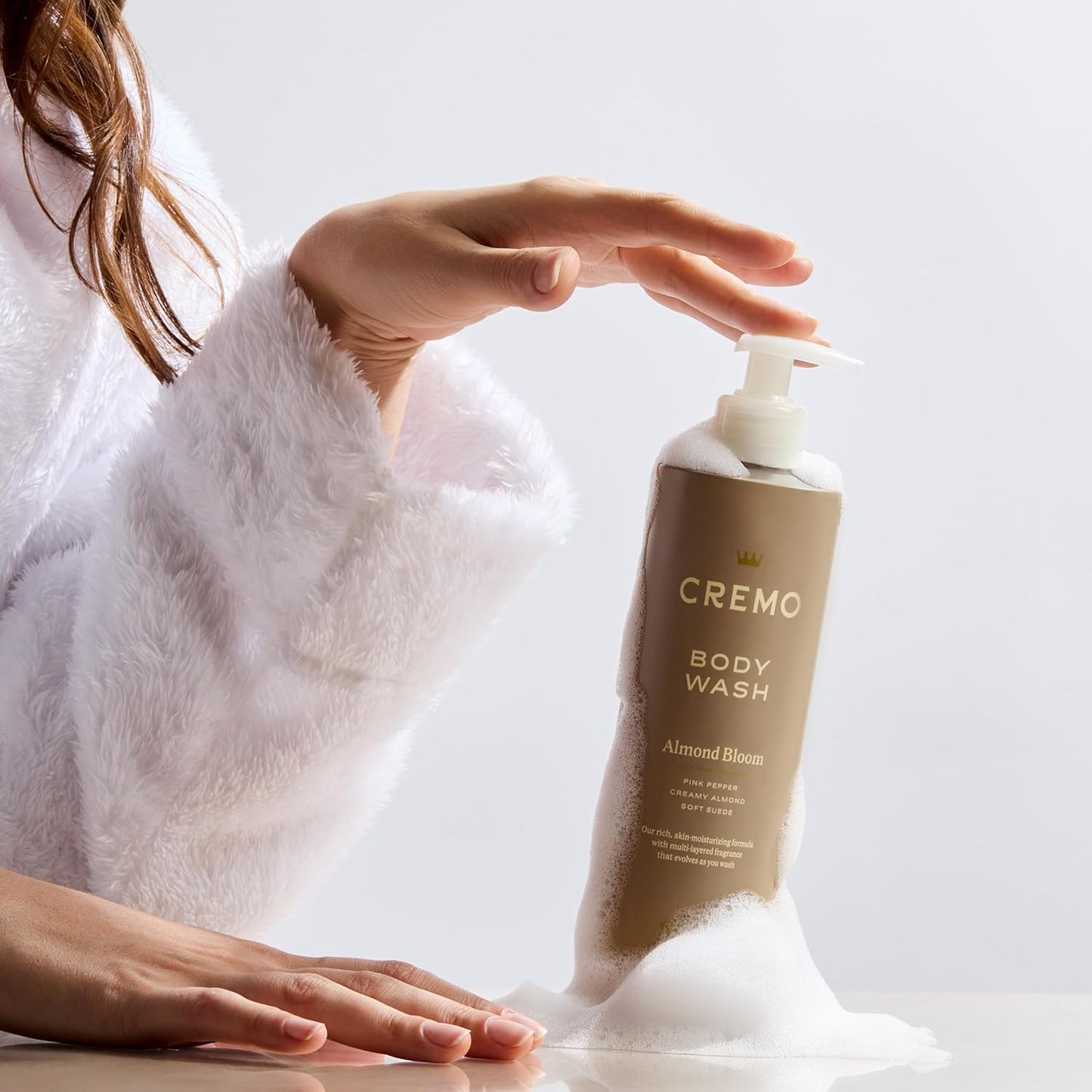 Dluxe Ave. Cremo Skin Moisturizing Almond Bloom Womens Body Wash Notes of Spicy Pink Pepper Creamy Almond and Soft Suede 16 Fl Oz