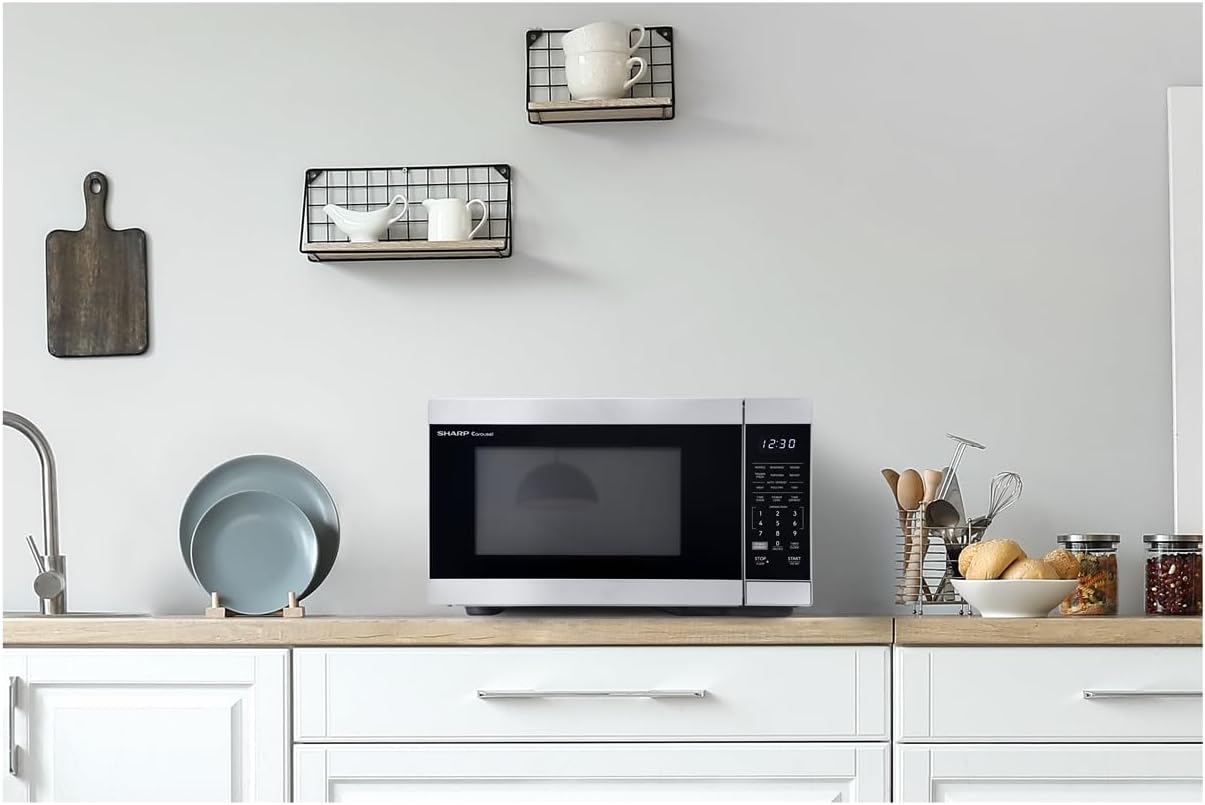 Dluxe Ave. Countertop Microwave 1.1 CuFt Stainless Steel