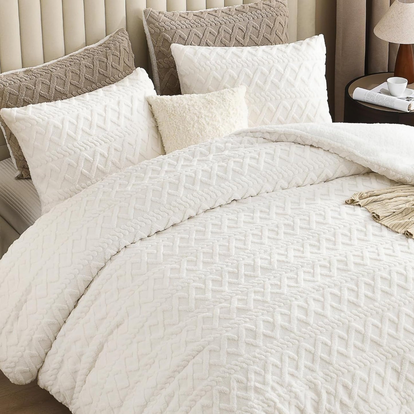 Dluxe. Ave. ( FULL ) 3 Pcs Fluffy Sherpa Comforter Set/ Super Soft Fleece/ Luxury Jacquard Boho Thick Fuzzy Plush/ White