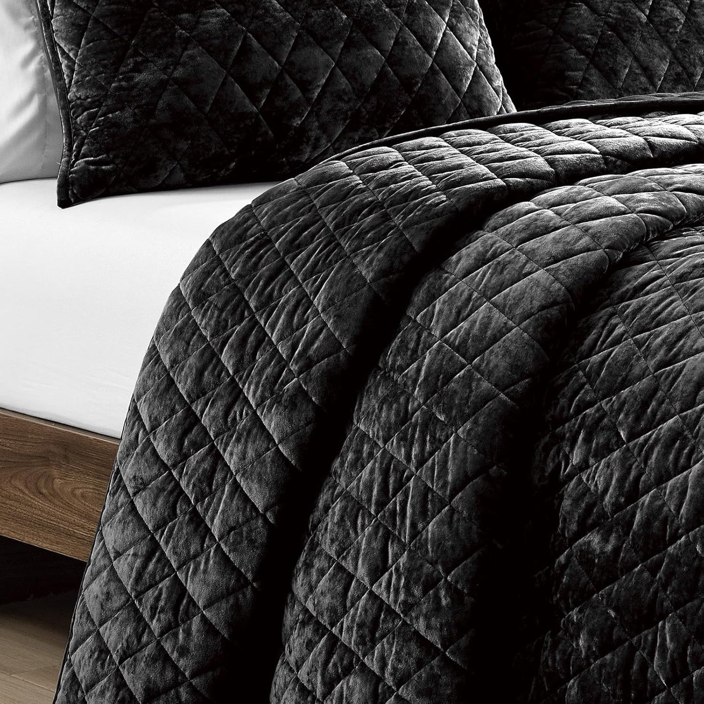 Dluxe Ave. ( QUEEN ) 3 Pcs Distressed Velvet Quilt Set, Reverse with Diamond Quilting, Black