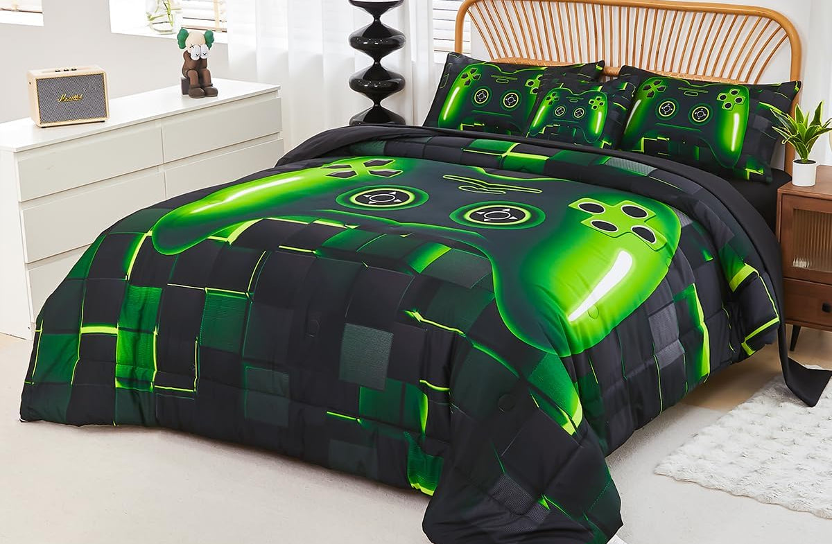 Dluxe Ave. ( TWIN ) 6 Pieces Bedding Set/ Green & Black
