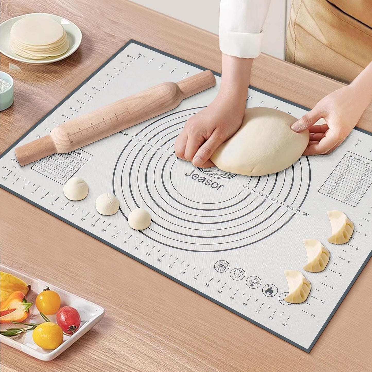 Dluxe Ave. Silicone Baking Mat Set 3 PCS/Bread Sling with Long Handles