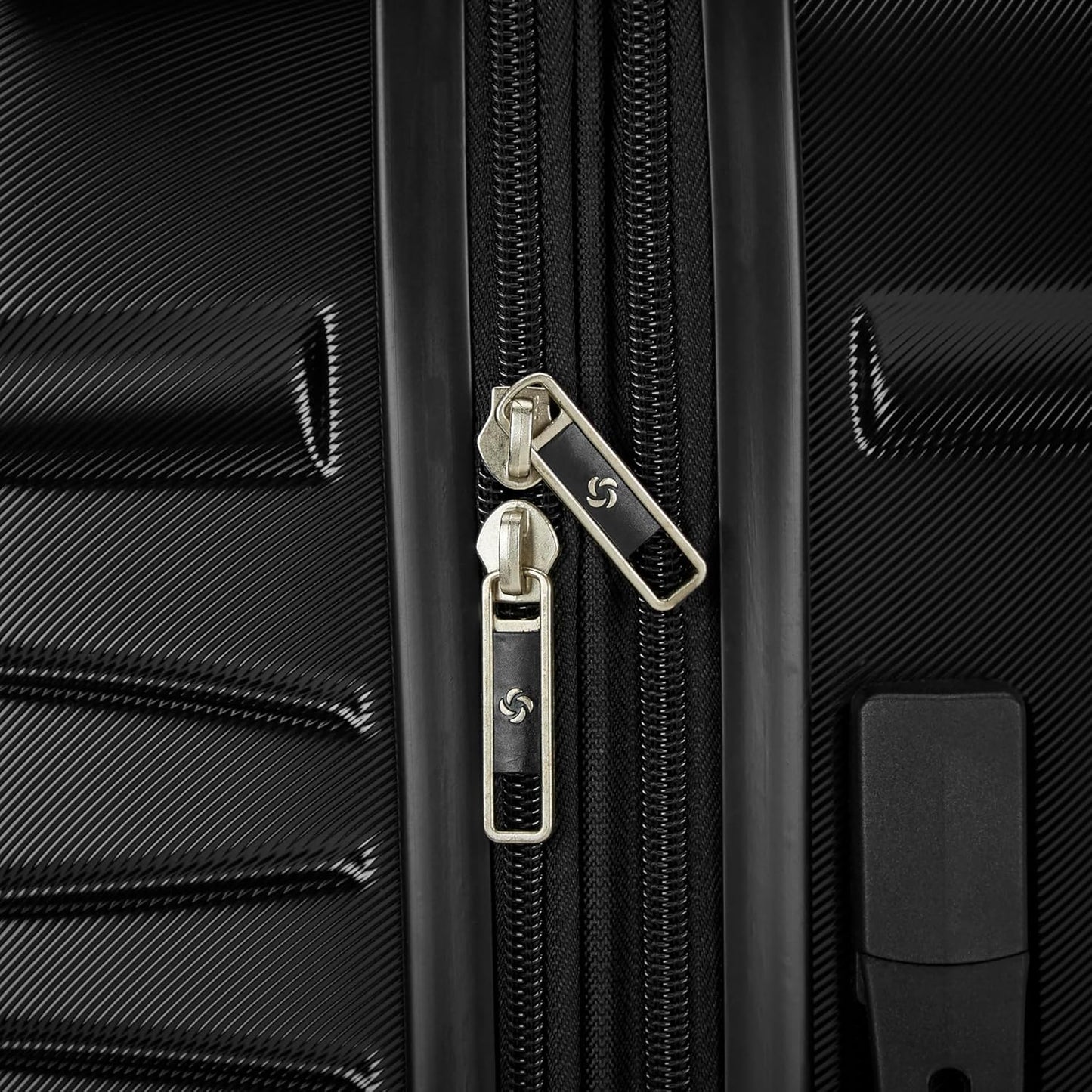 Dluxe Ave. Hardside Expandable Luggage with Double Spinner Wheels/ Cordovan 2PC Set (Burgandy)