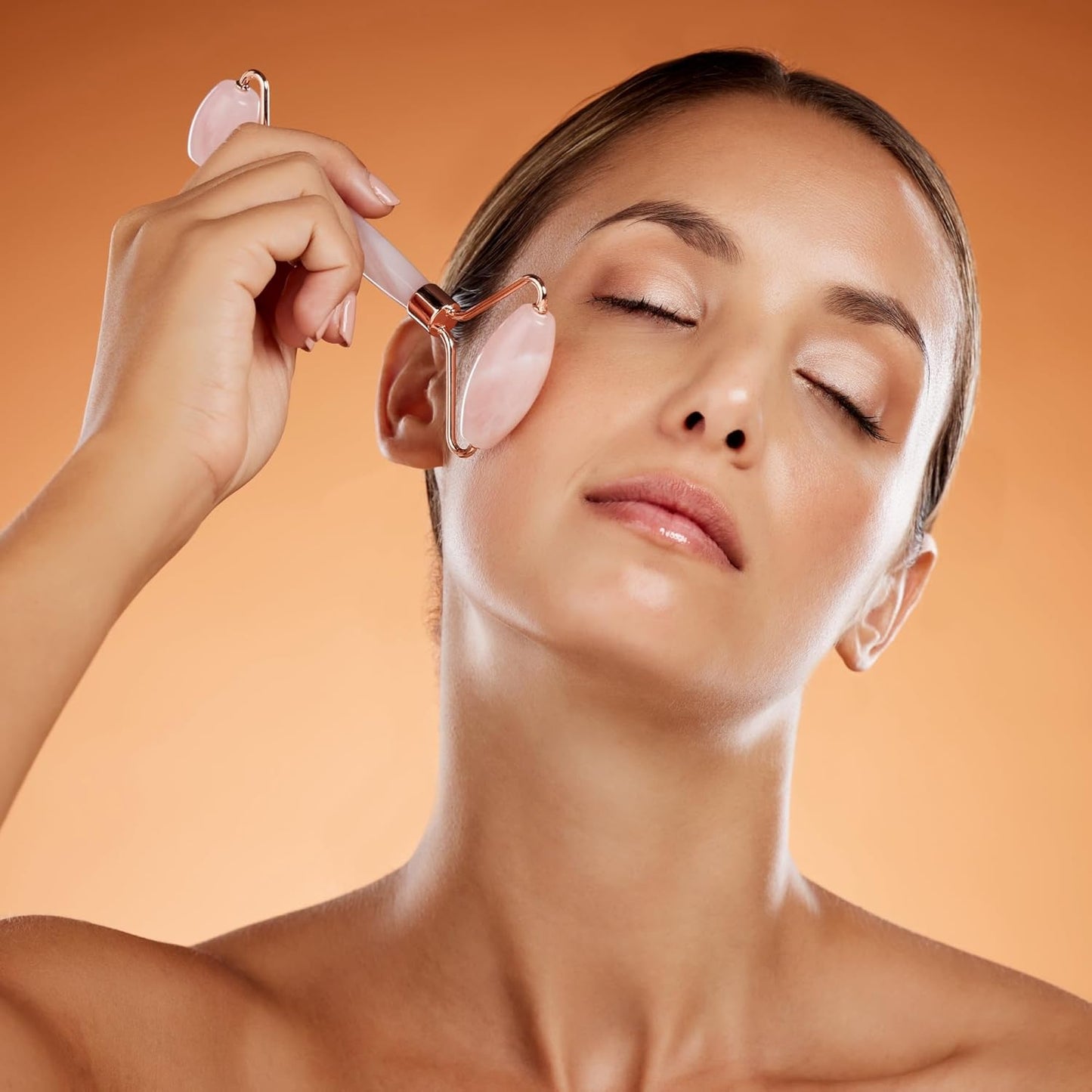 Dluxe Ave.  Face Roller Massager/ Rose Quartz