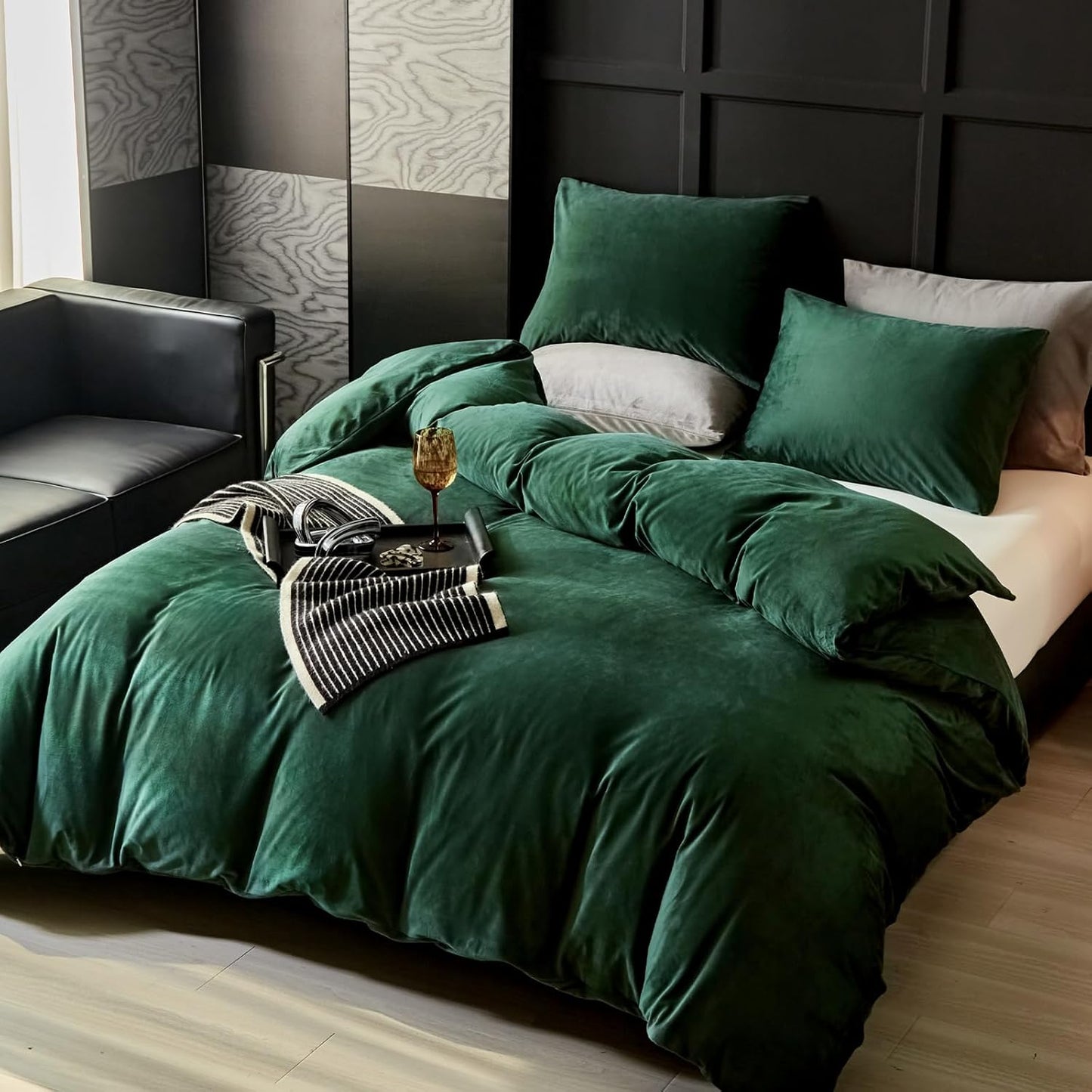 Dluxe Ave. ( QUEEN ) 3 Pcs Emerald Green Velvet {Duvet Cover} Bedding, Ultra Soft Luxury Textured, Modern Crystal Velvet