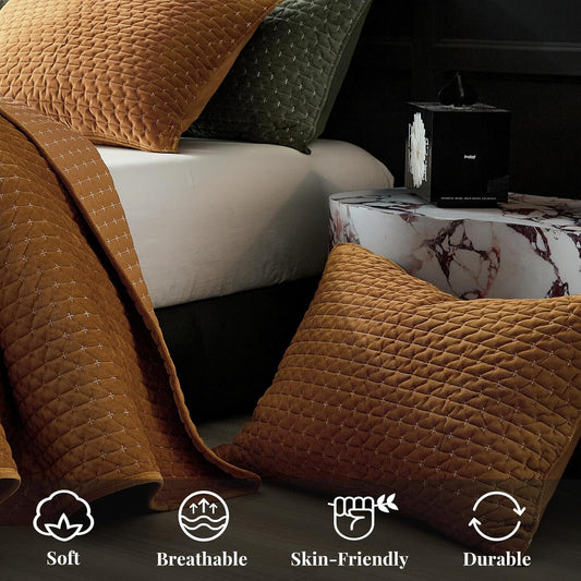 Dluxe Ave. ( QUEEN ) 3 Pcs Luxury Velvet Quilt Set, for All Season, Gold Caramel