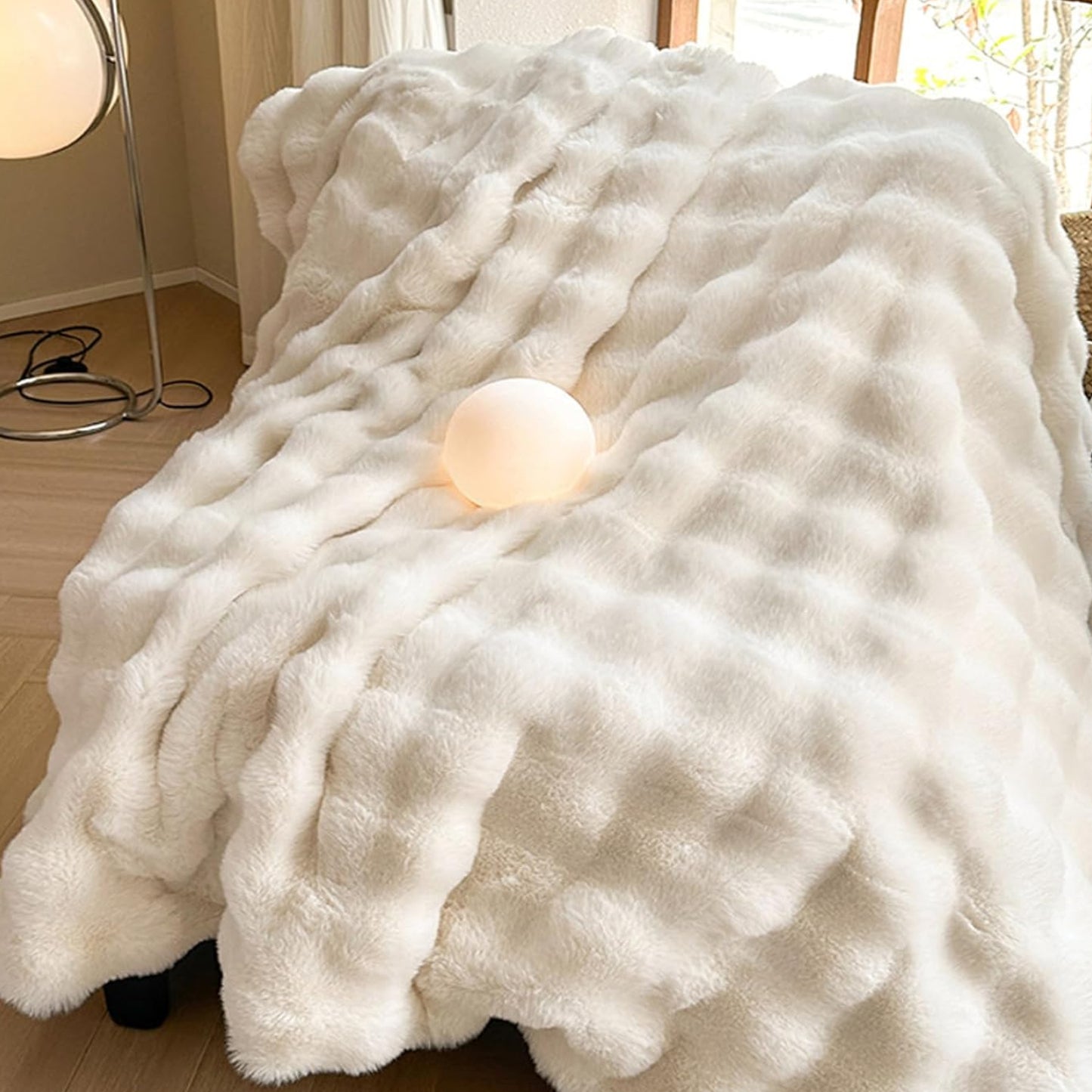 Dluxe Ave. (TWIN ) Luxury Thick Plush Faux Rabbit Fur Throw Blanket/ Ultra-Plush Cozy Soft/ ( Beige)60"x80